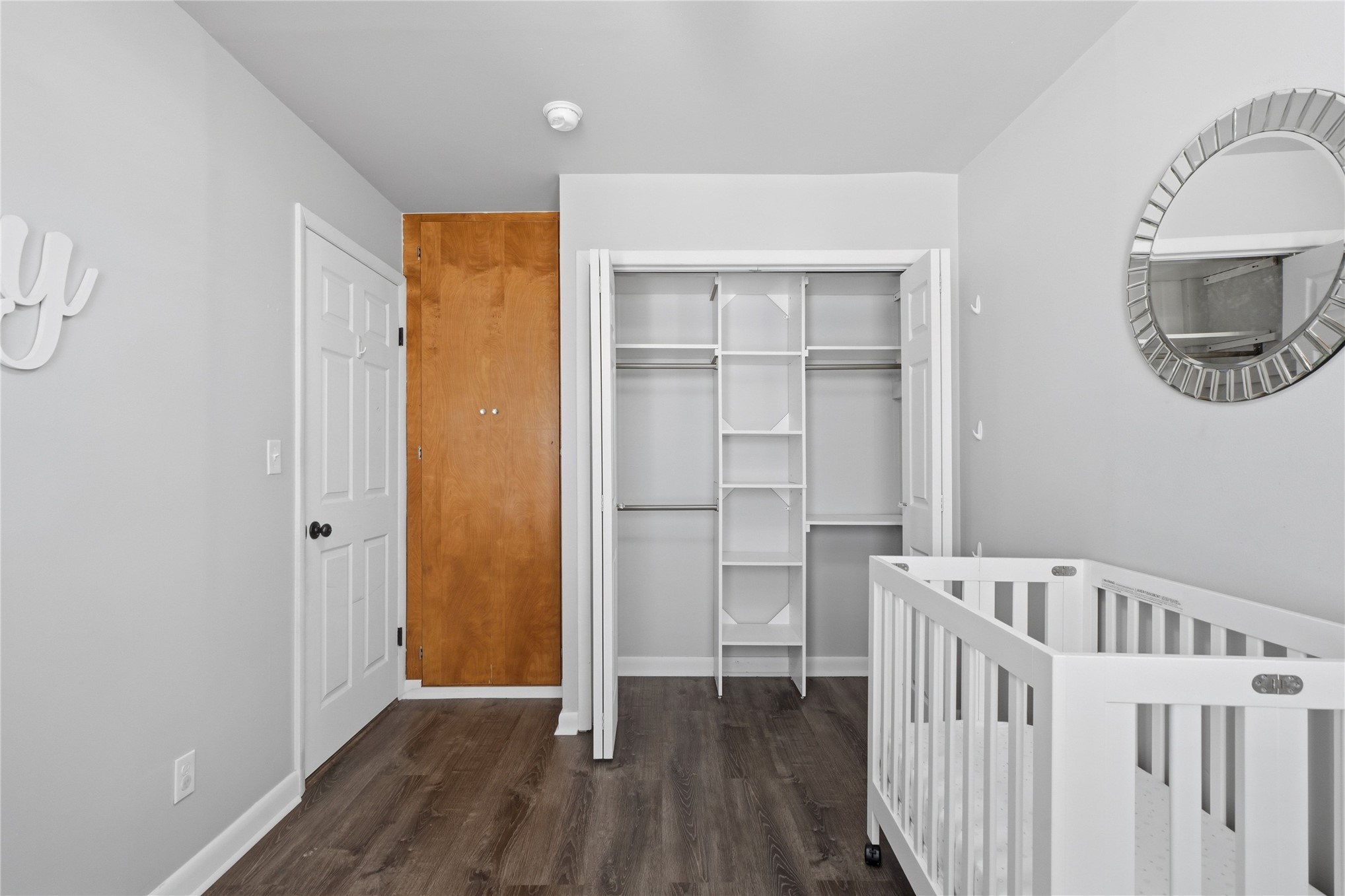 15802 Elwood Avenue Property Photo 44
