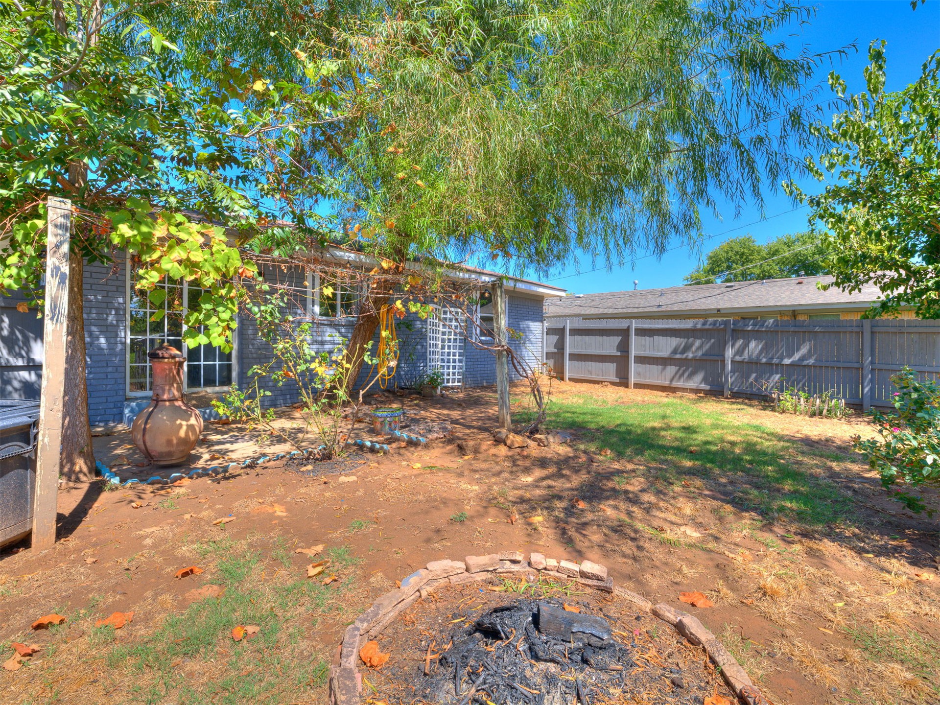 24 W Rachel Street Property Photo 30