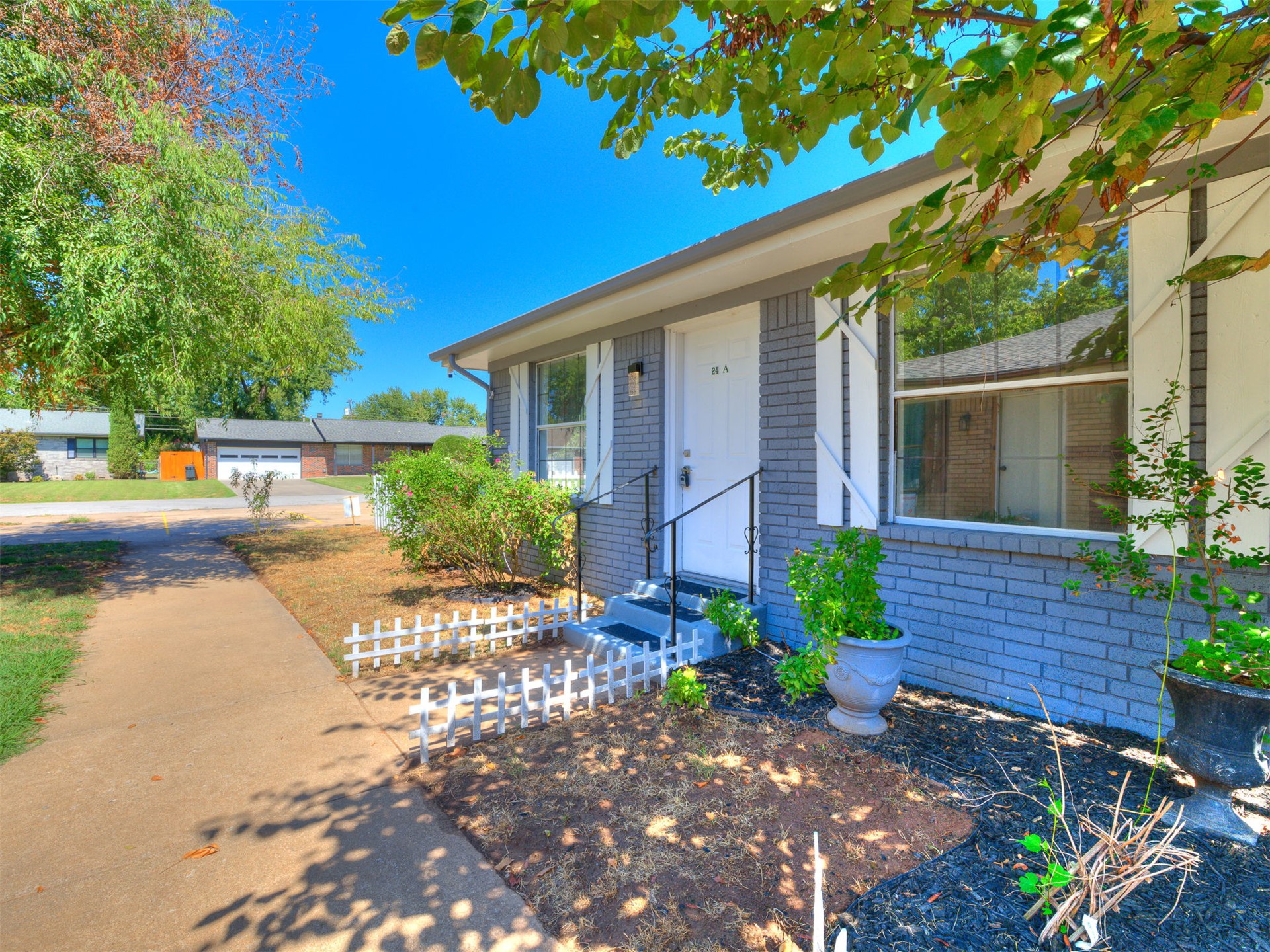 24 W Rachel Street Property Photo 31