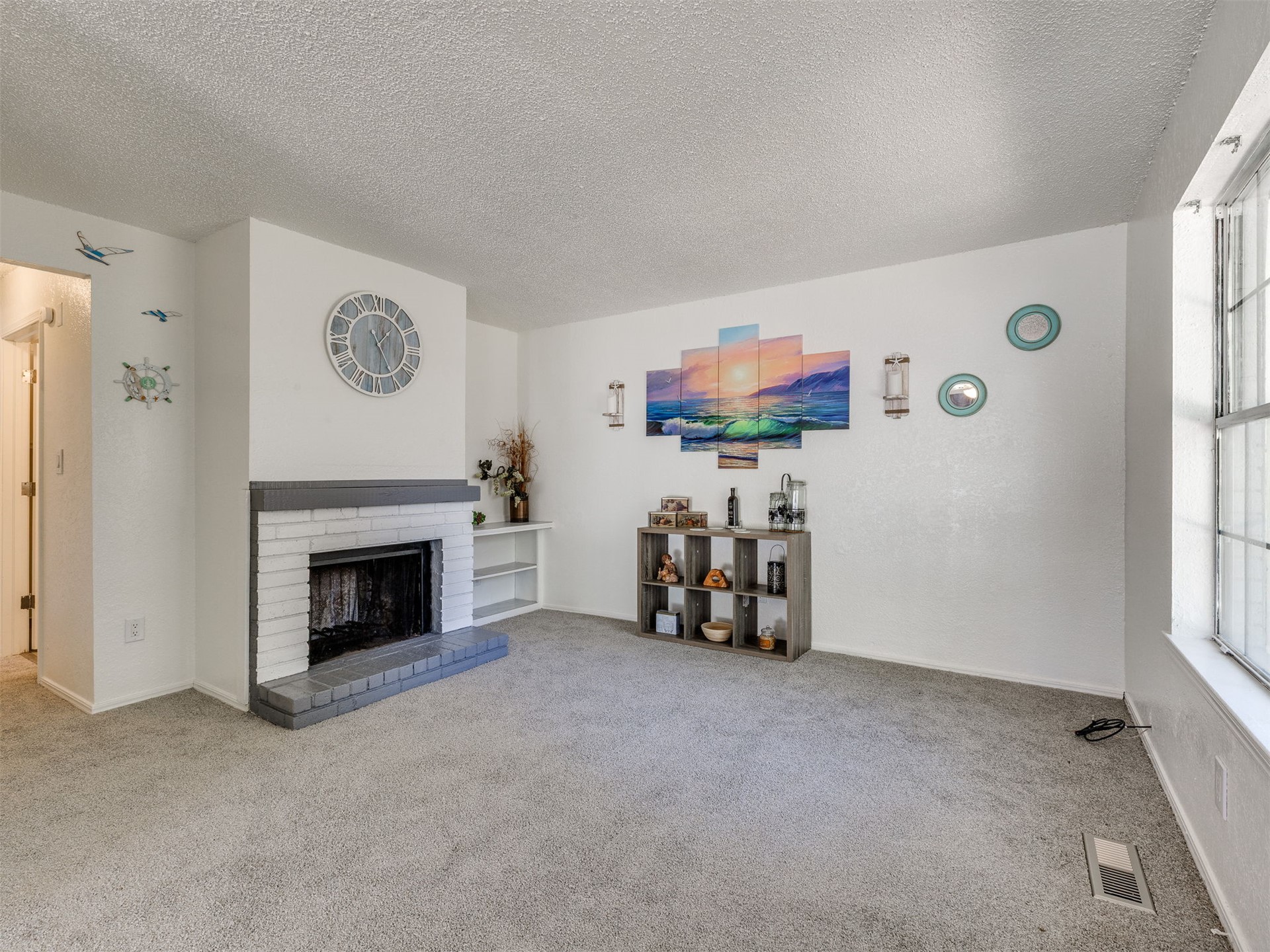 24 W Rachel Street Property Photo 34