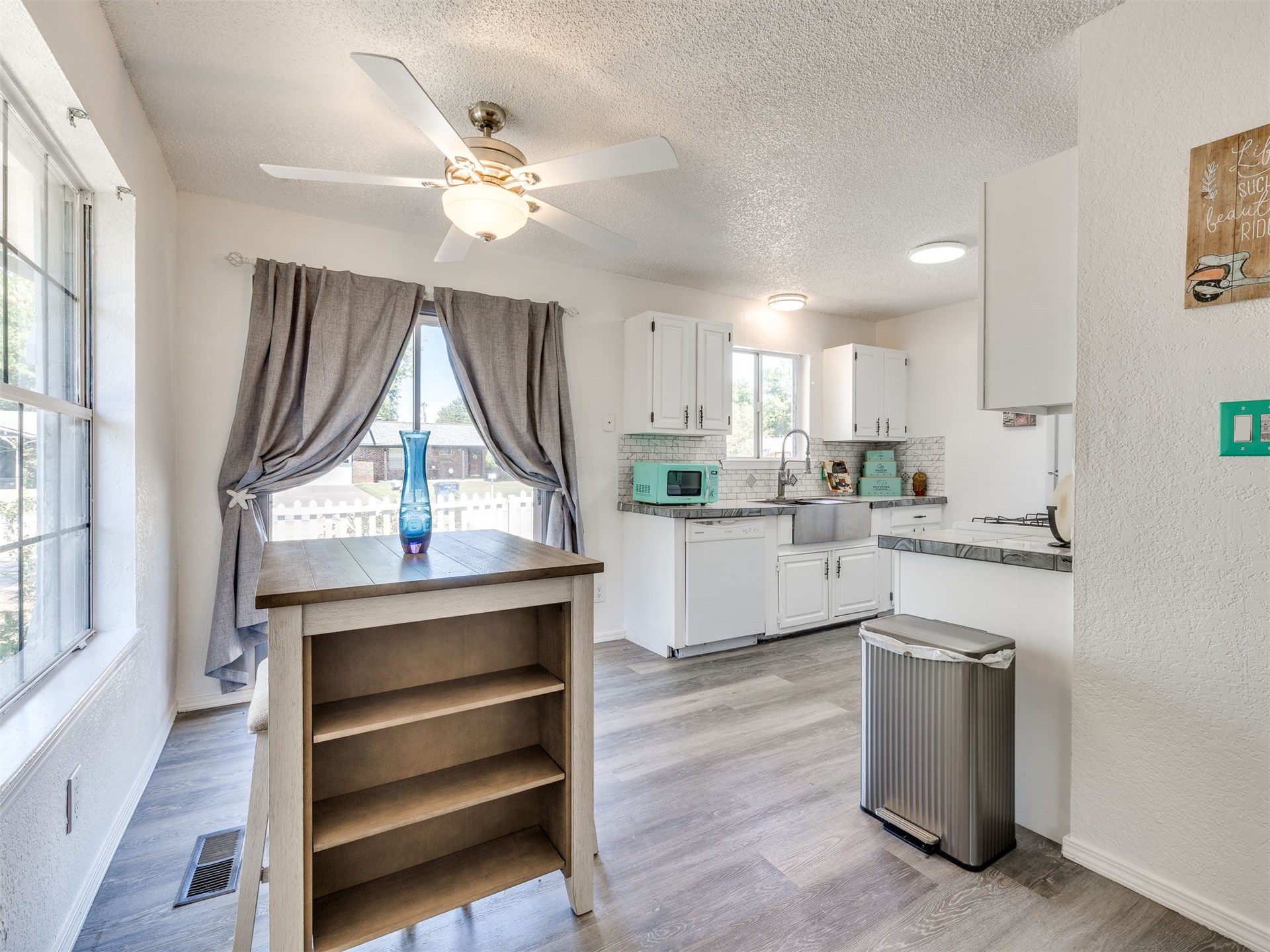 24 W Rachel Street Property Photo 60