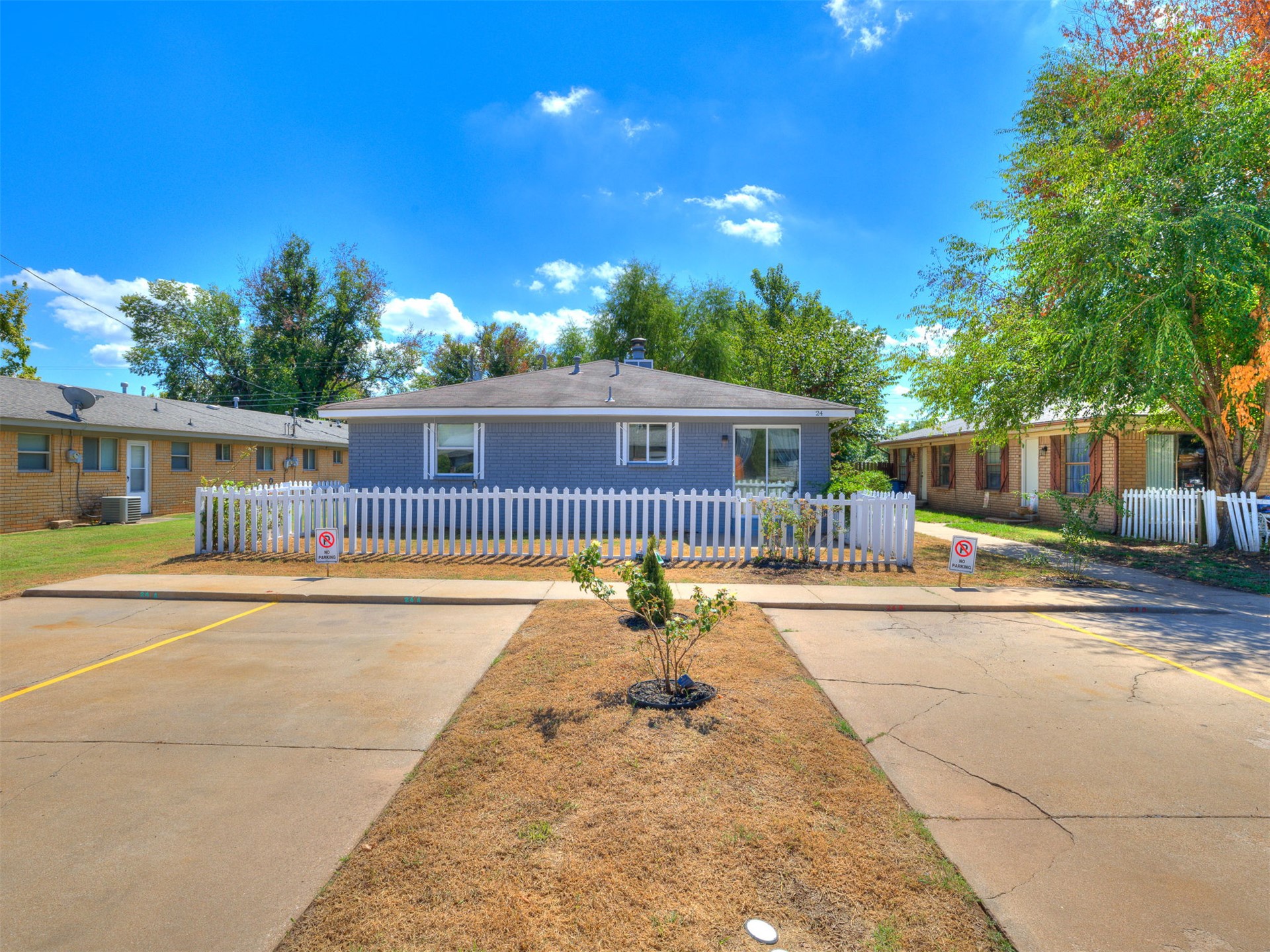 24 W Rachel Street Property Photo 61