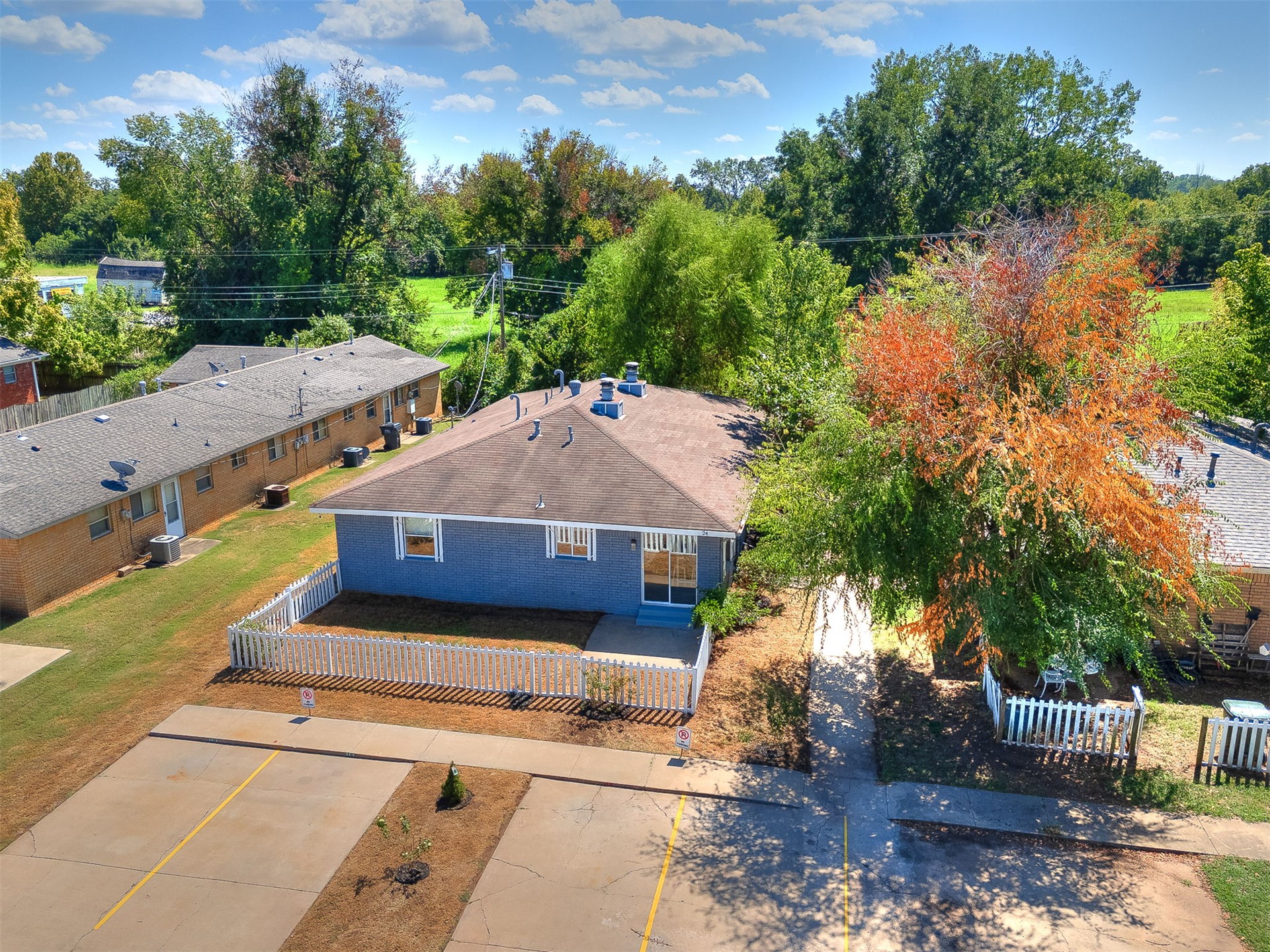 24 W Rachel Street Property Photo 67