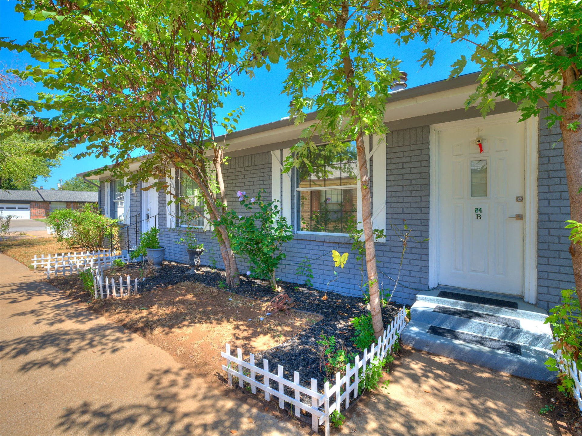 24 W Rachel Street Property Photo 71