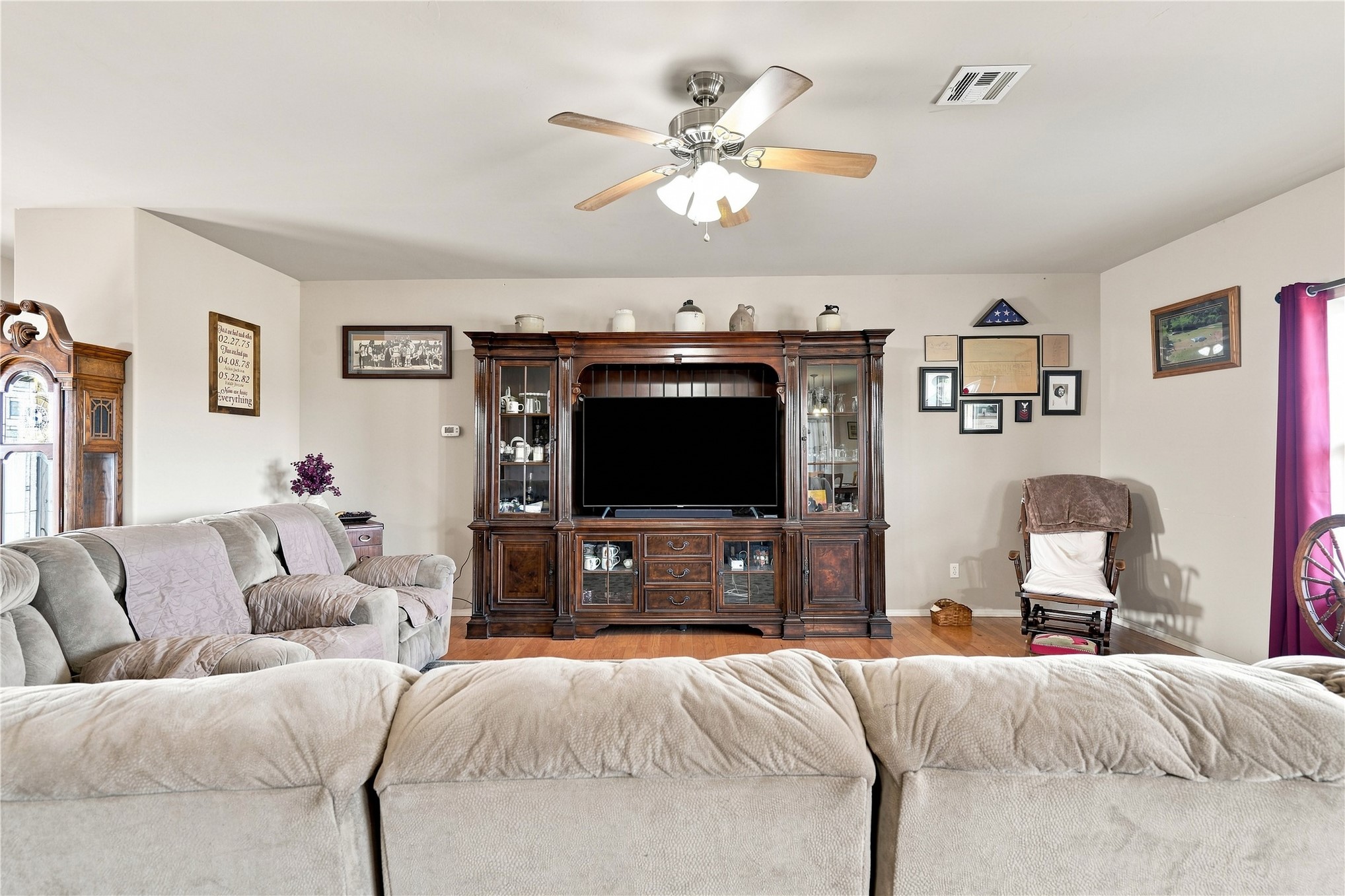 102145 N3710 Property Photo 24