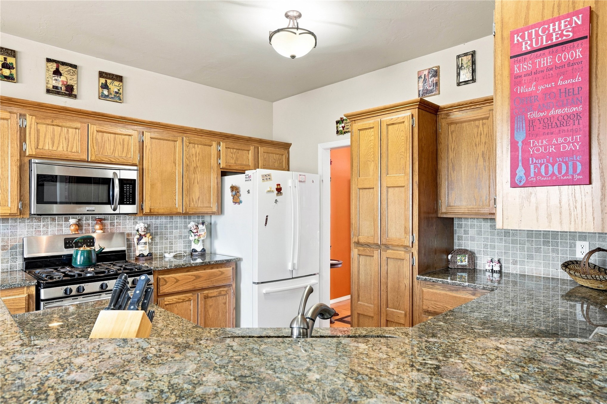 102145 N3710 Property Photo 30