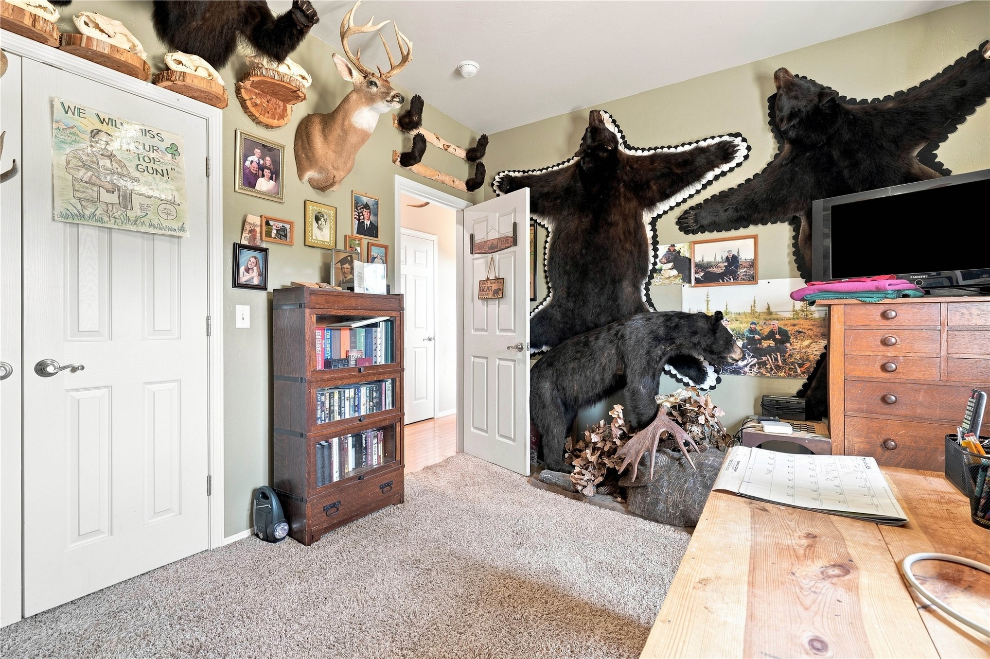 102145 N3710 Property Photo 36
