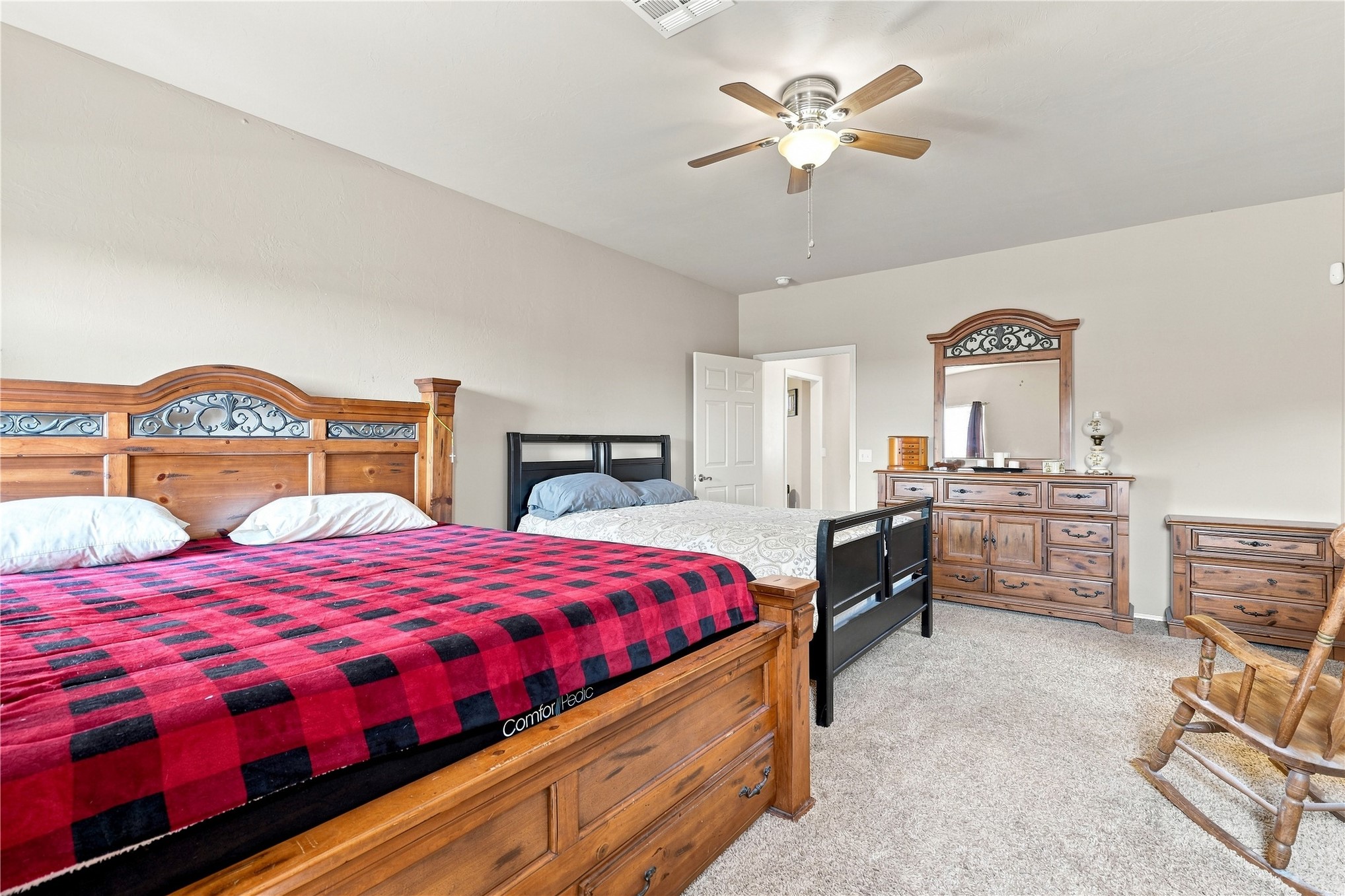 102145 N3710 Property Photo 55