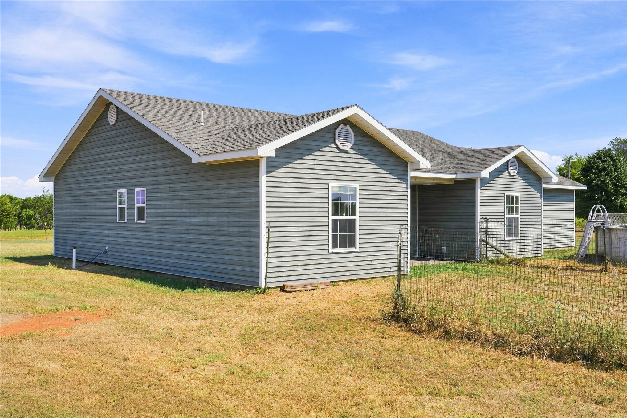 102145 N3710 Property Photo 71