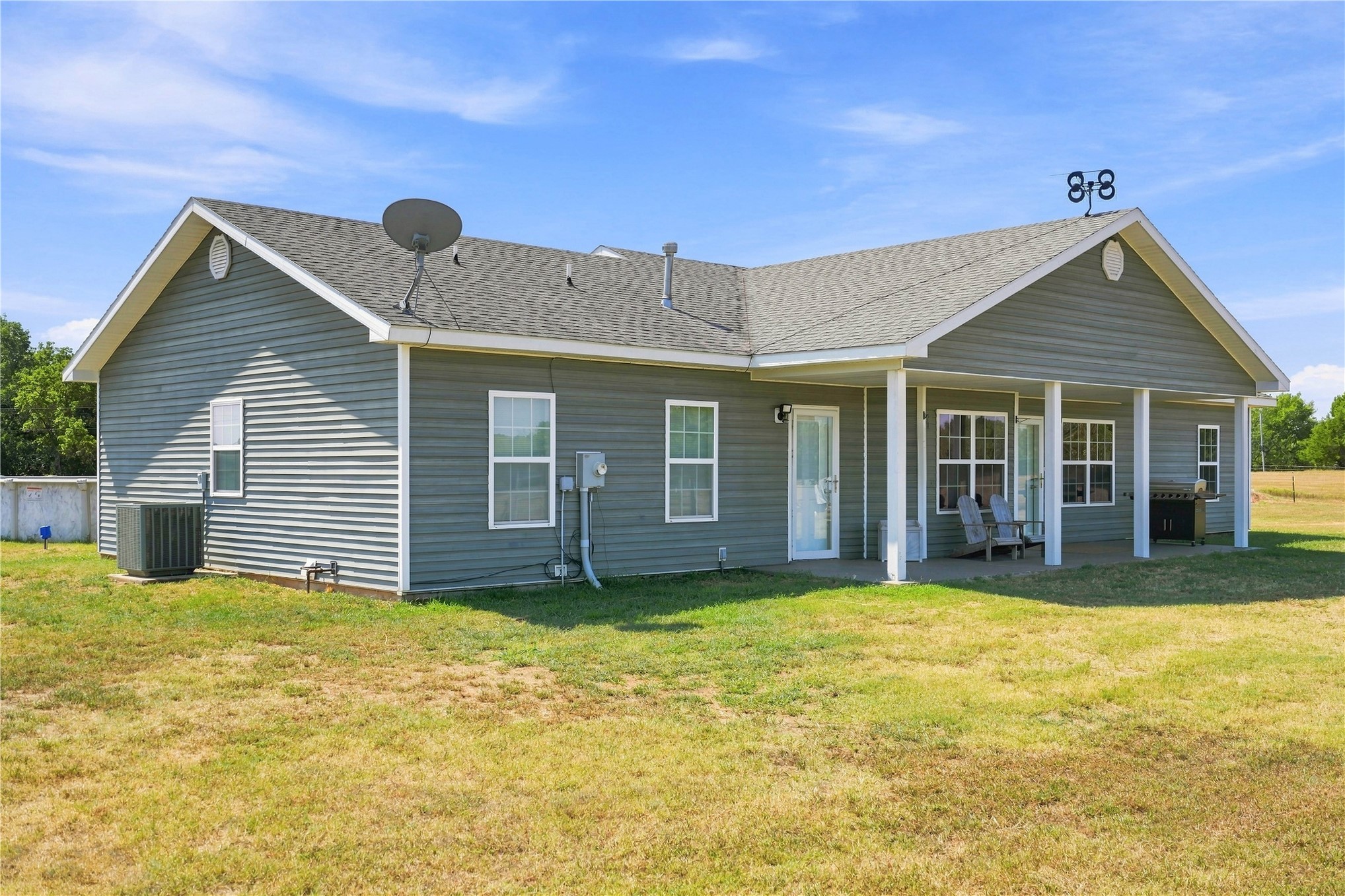 102145 N3710 Property Photo 76