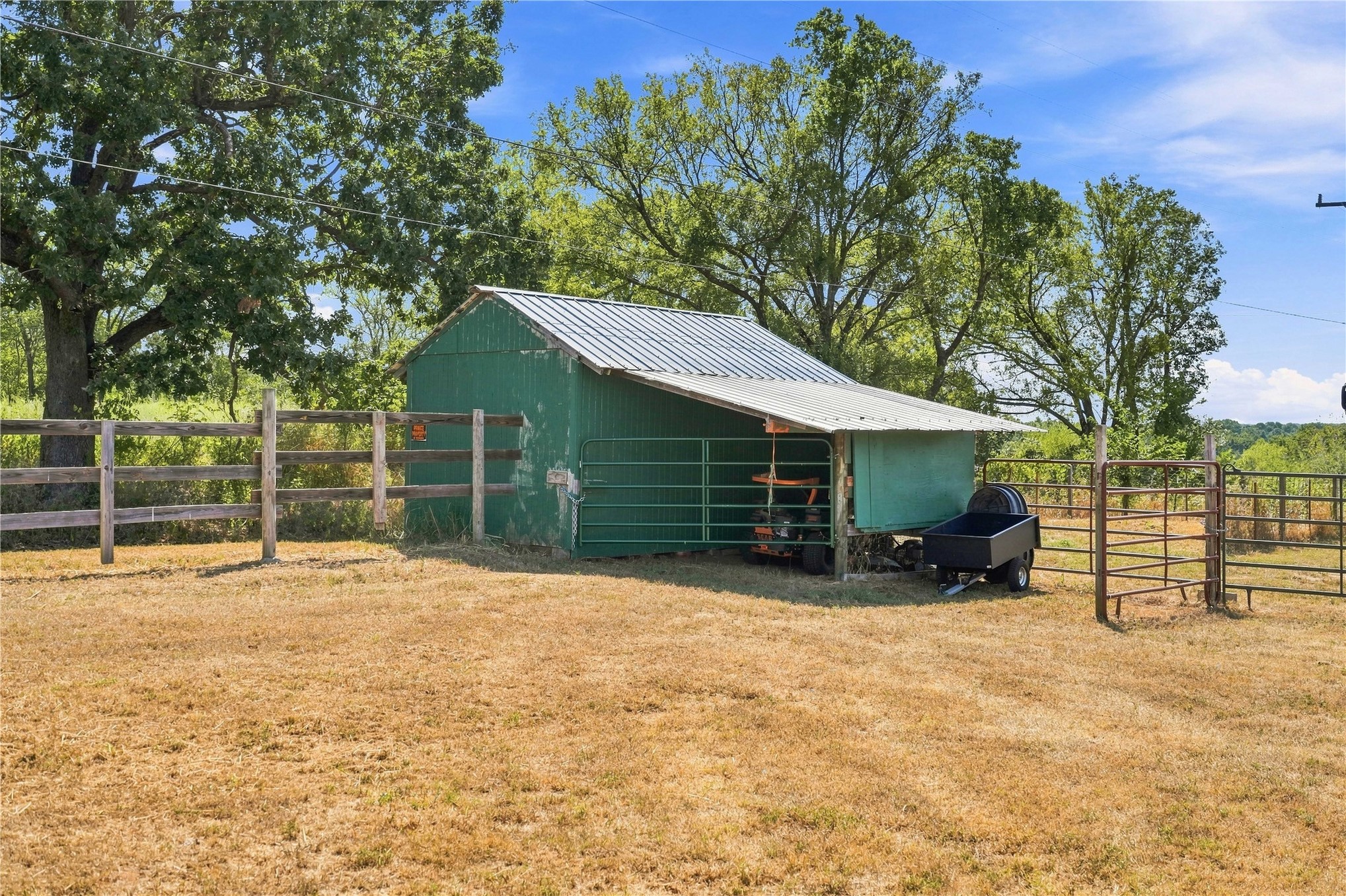 102145 N3710 Property Photo 80