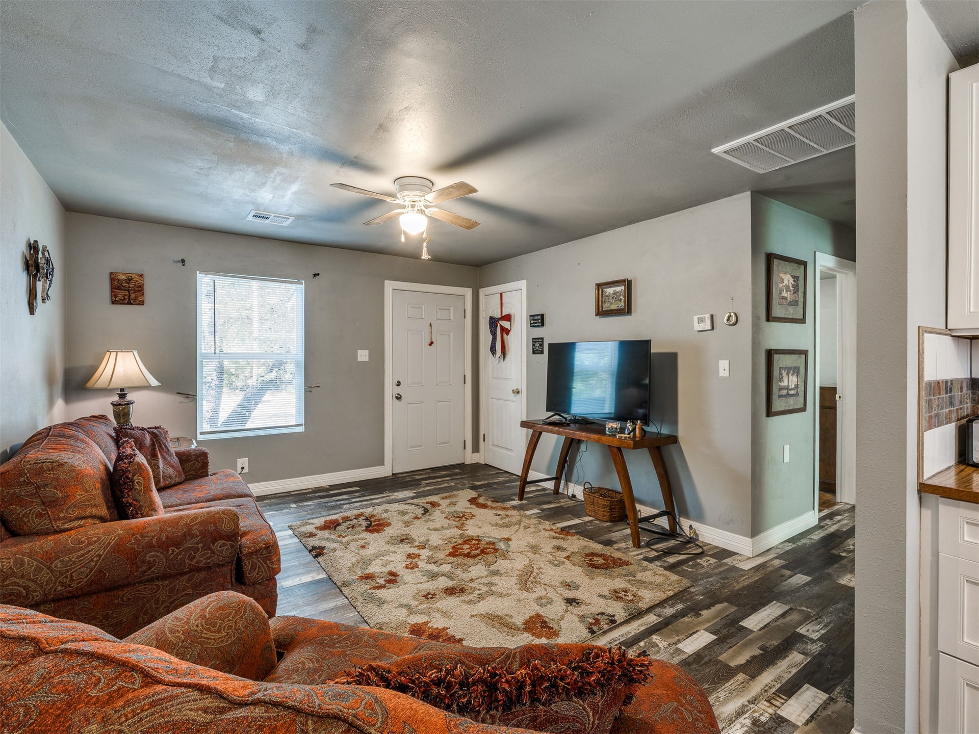 1907 Monta Avenue Property Photo 9