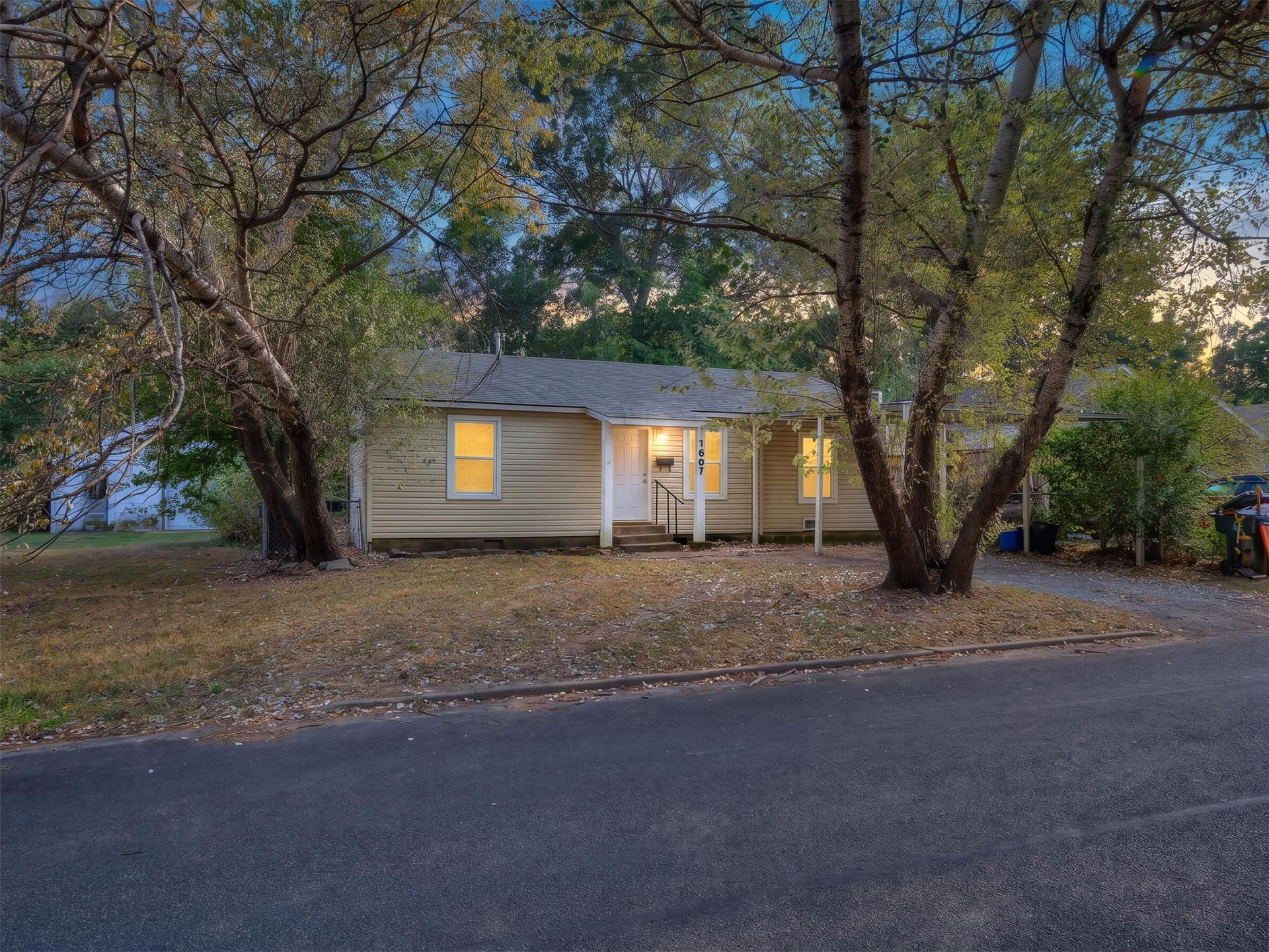1907 Monta Avenue Property Photo 24