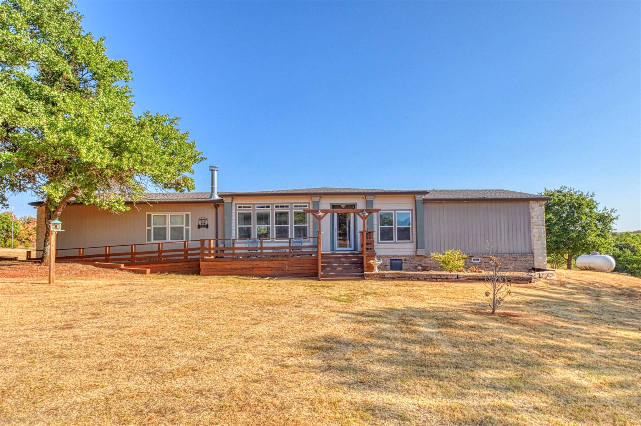 20926 E Ranch Lane E Property Photo 1