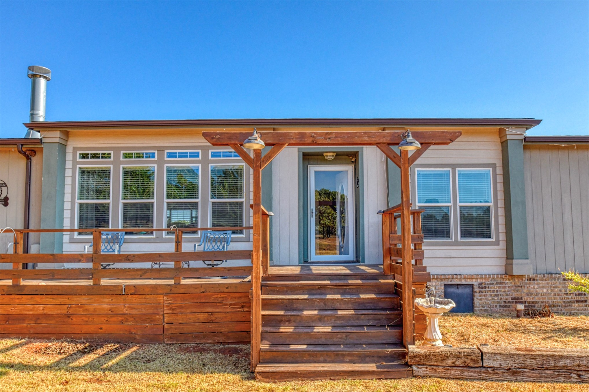 20926 E Ranch Lane E Property Photo 2
