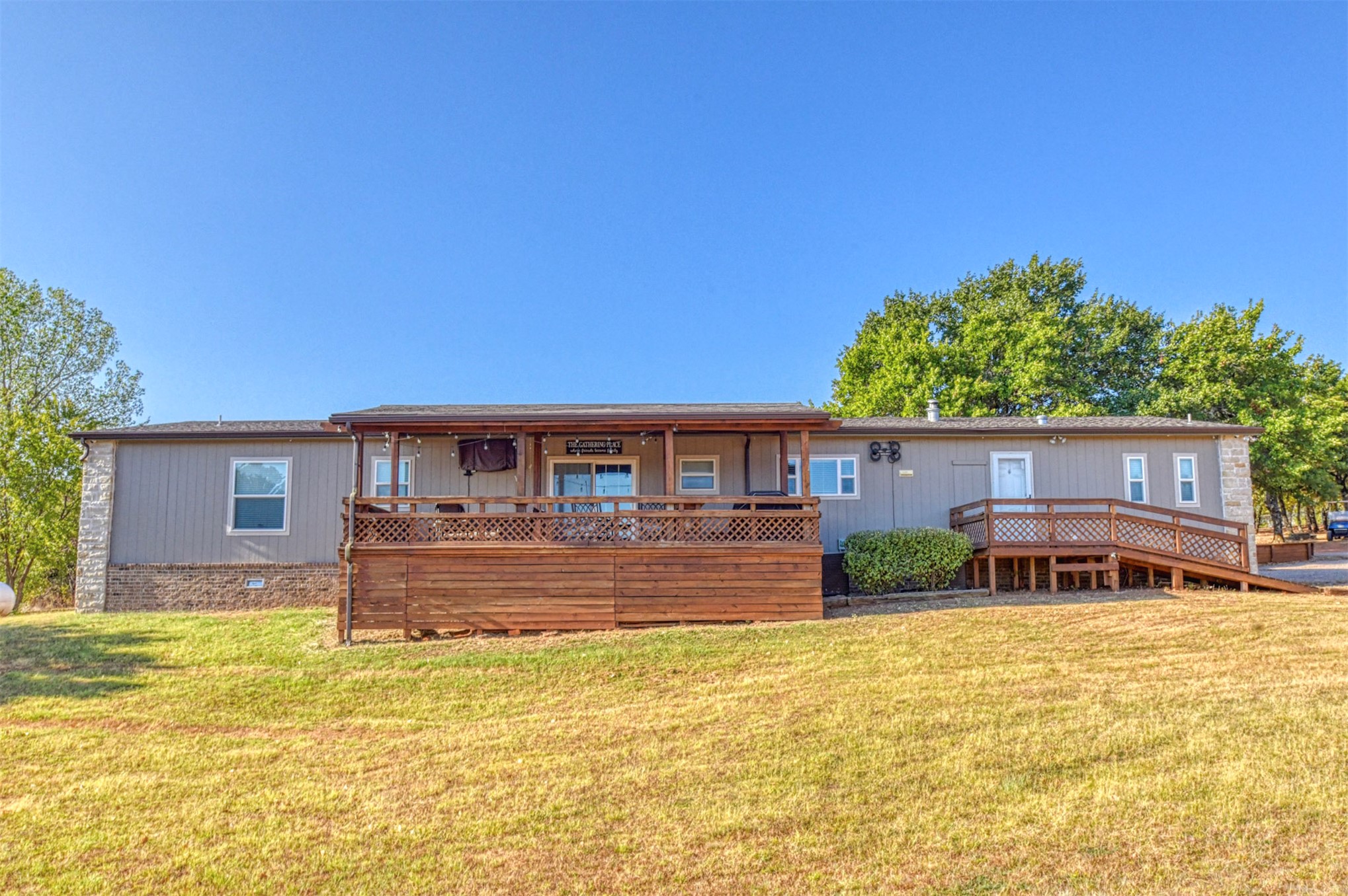 20926 E Ranch Lane E Property Photo 4