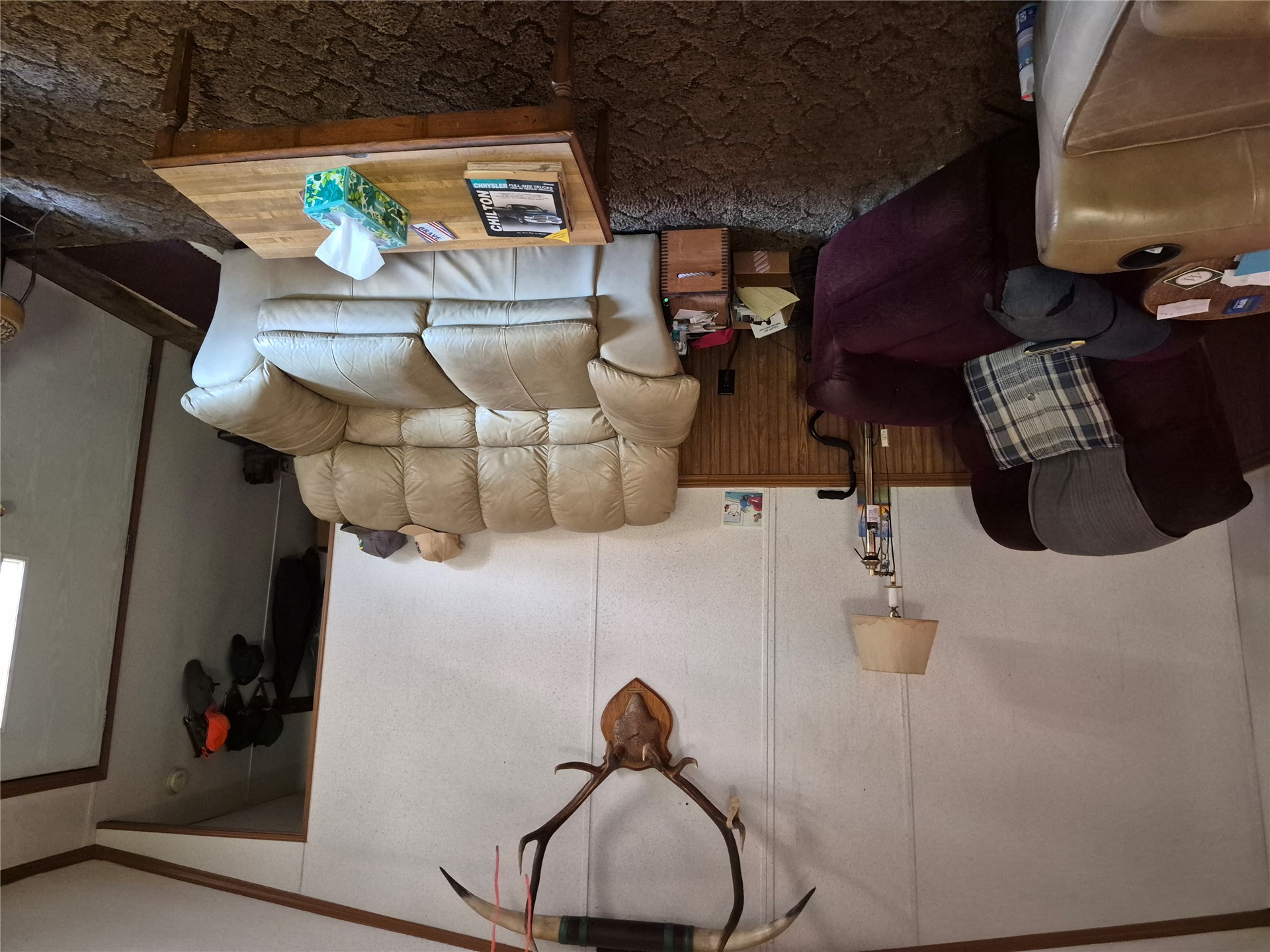 441055 E Cedar Crest Drive E Property Photo 4