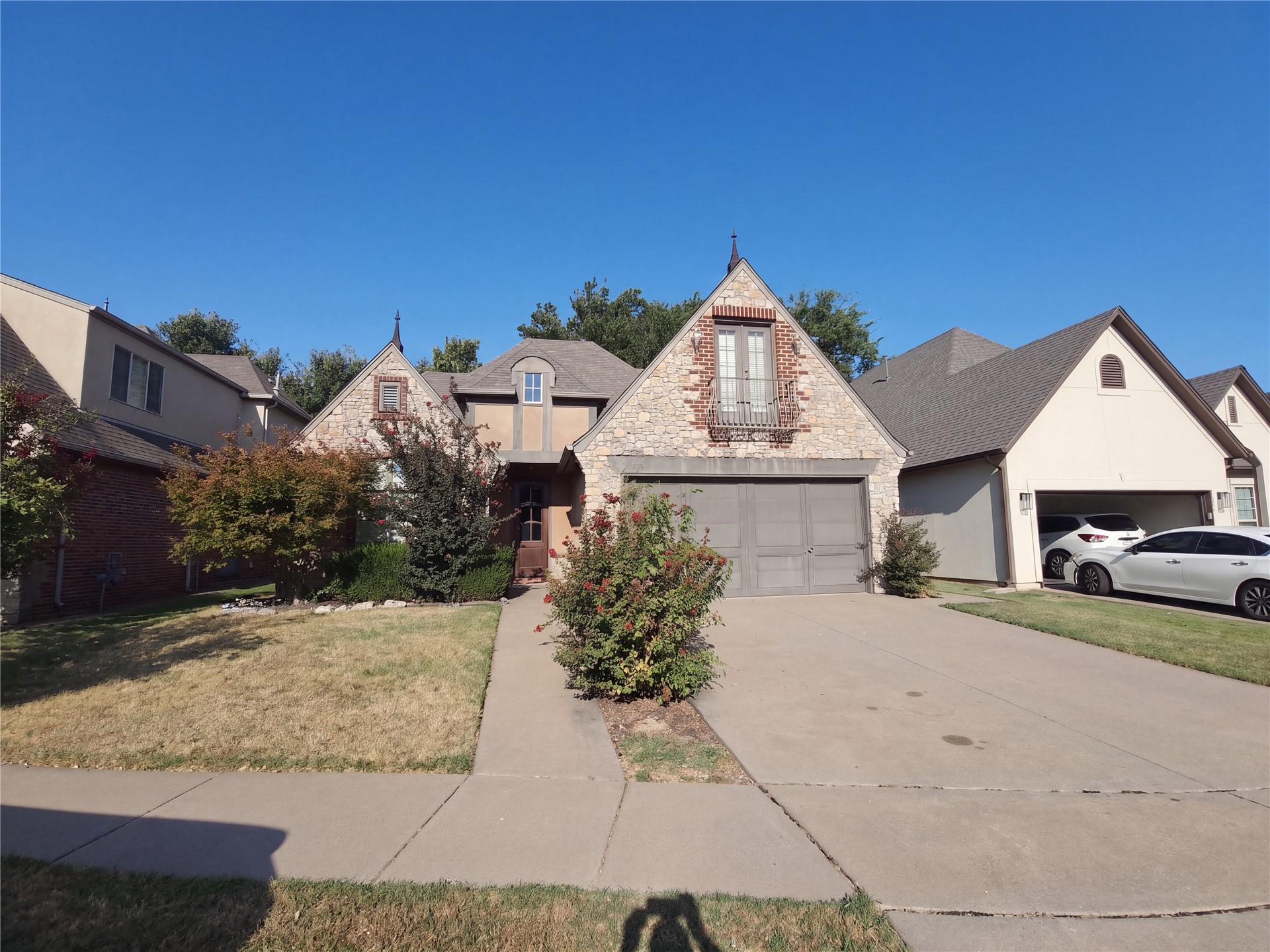 3908 N Pine Avenue Property Photo 1