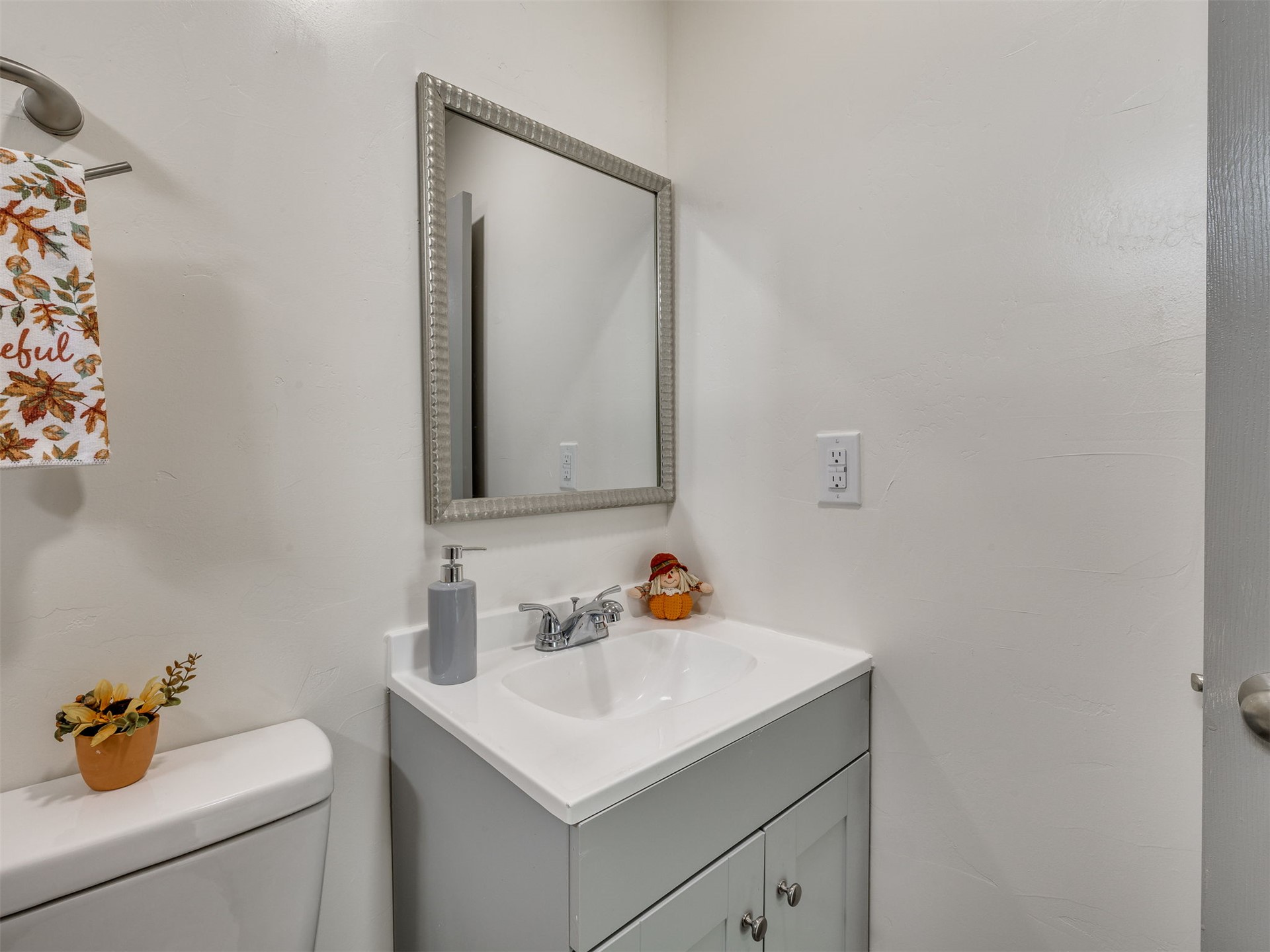 331 W 49th Street N Property Photo 35