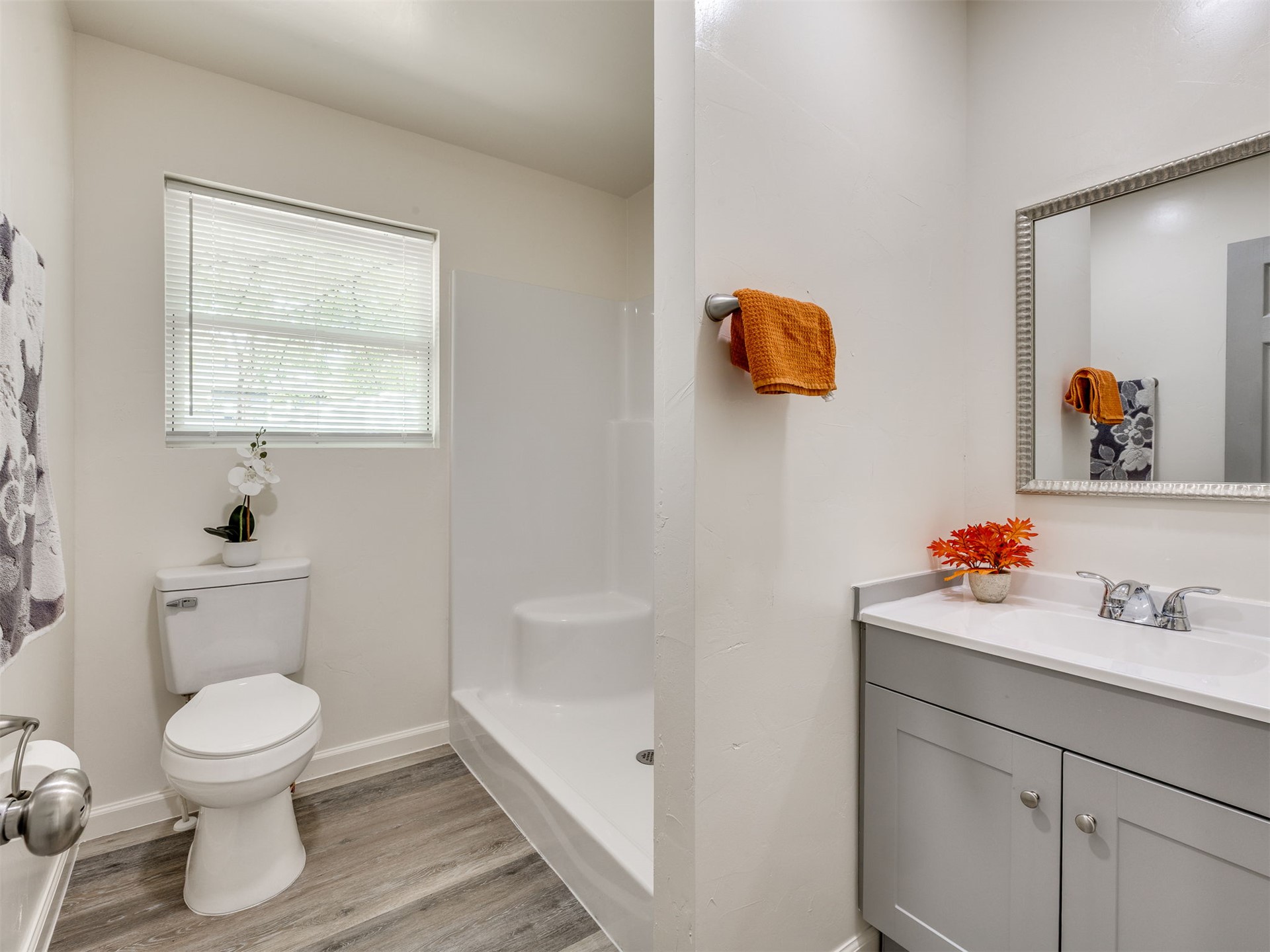 331 W 49th Street N Property Photo 36