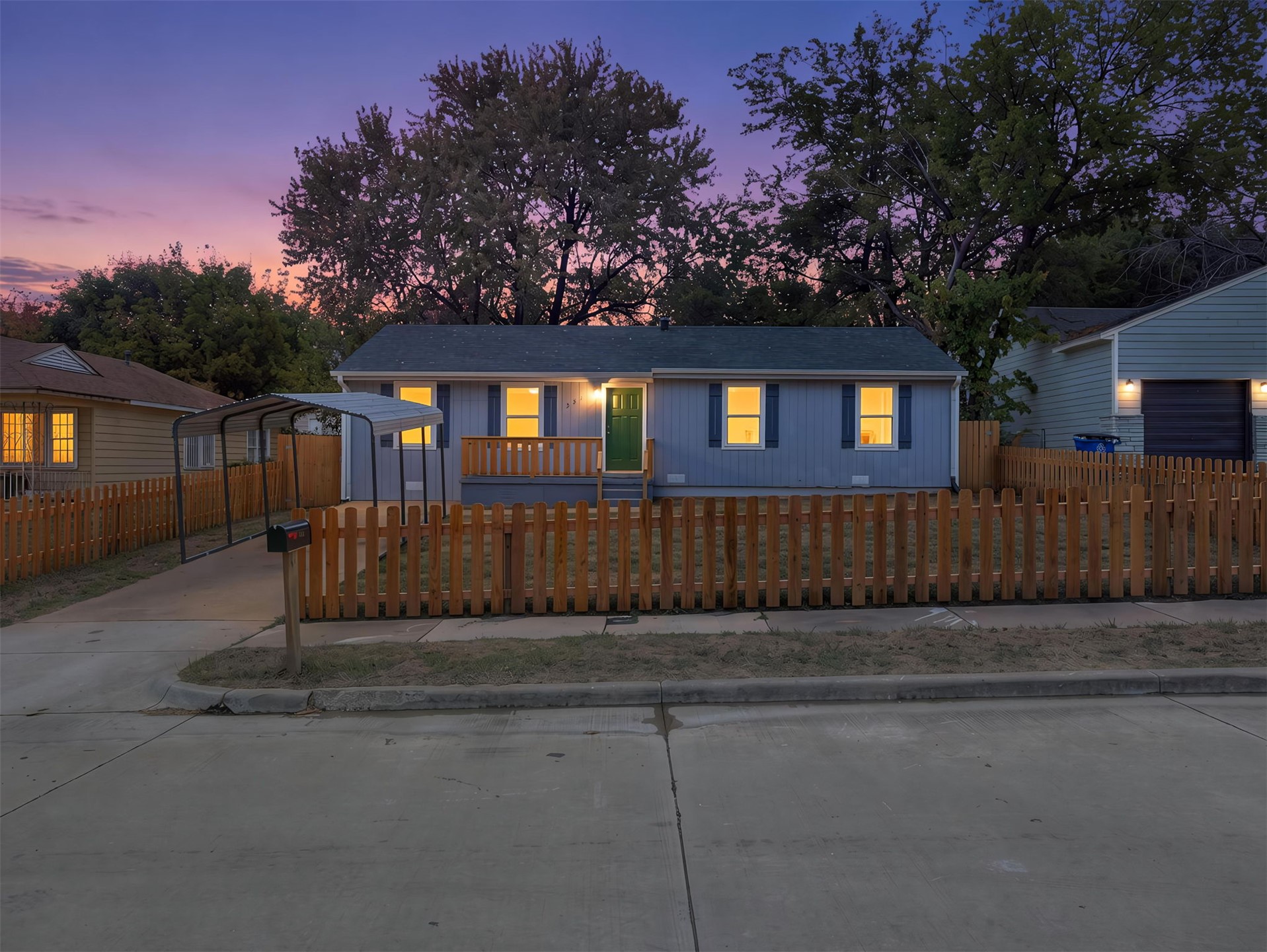 331 W 49th Street N Property Photo 45