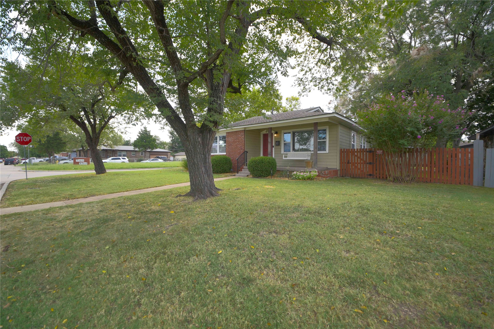 10 S 106th East Place Property Photo 3