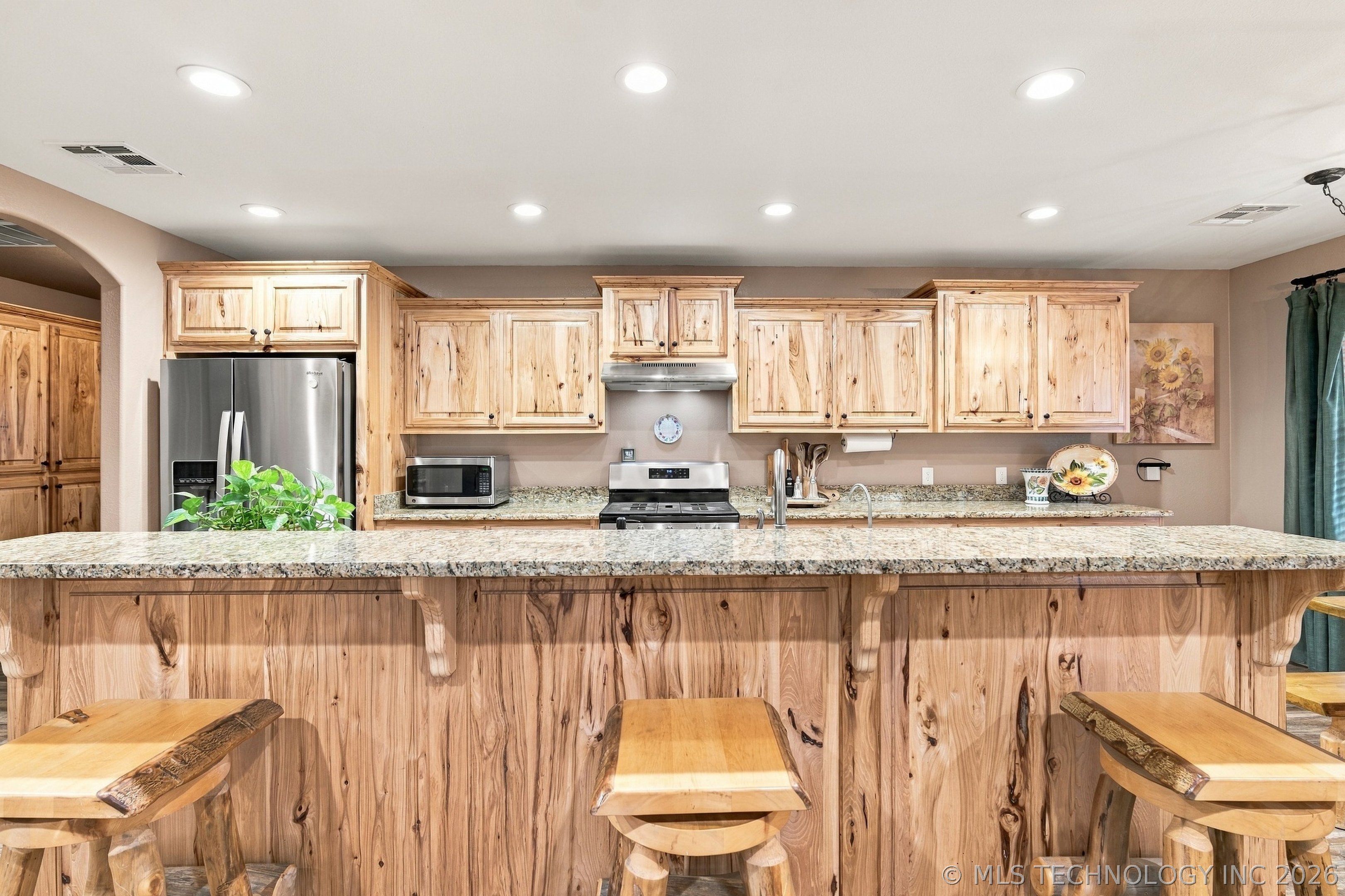 440 7th Street W Property Photo 11