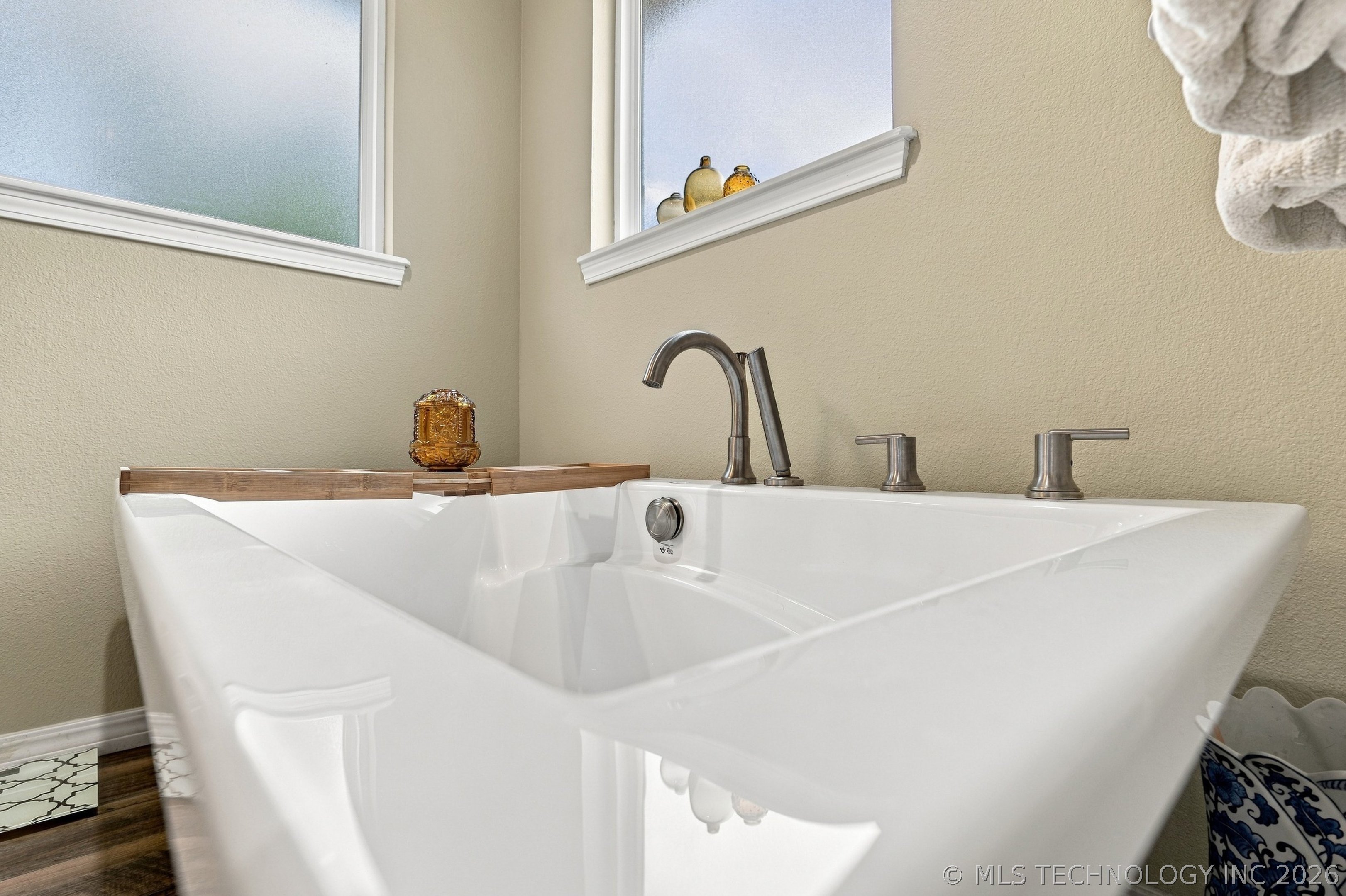 440 7th Street W Property Photo 20