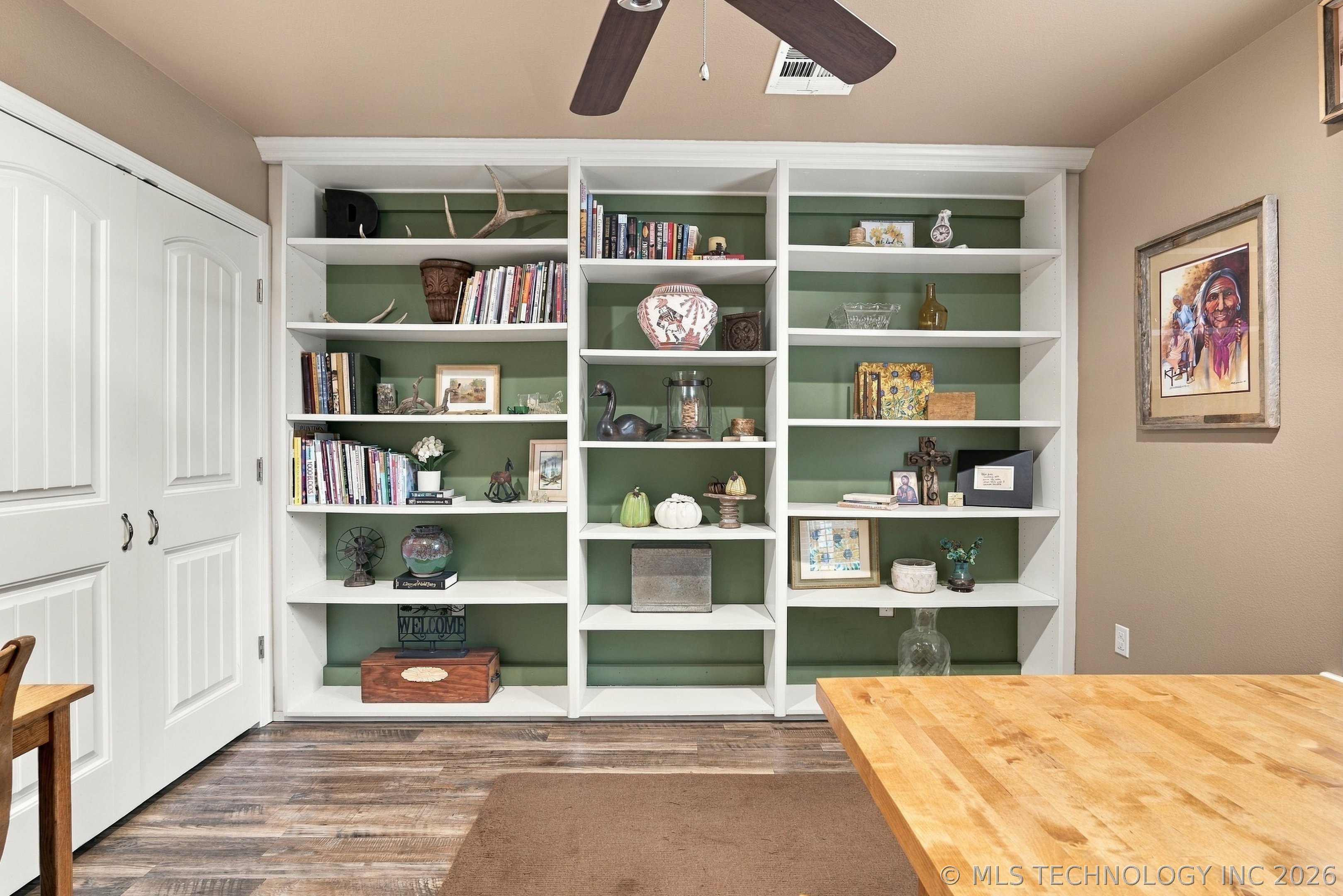 440 7th Street W Property Photo 23