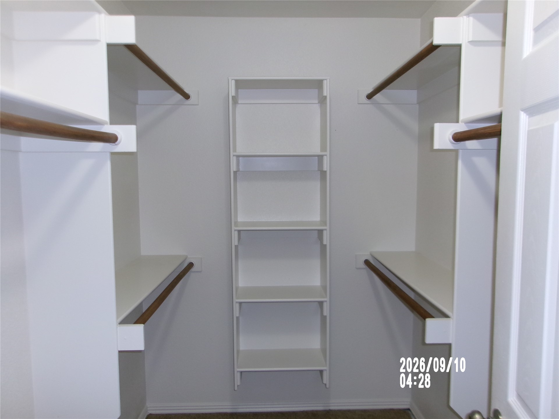 429 Debell Avenue Property Photo 6