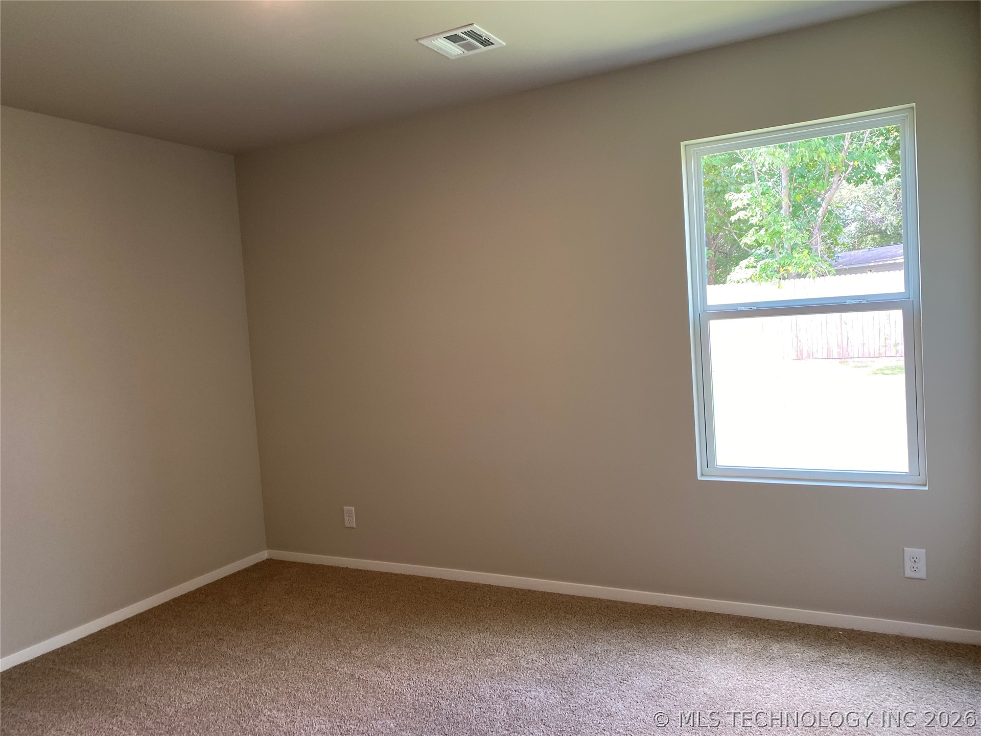 16432 S 85th Avenue E Property Photo 14