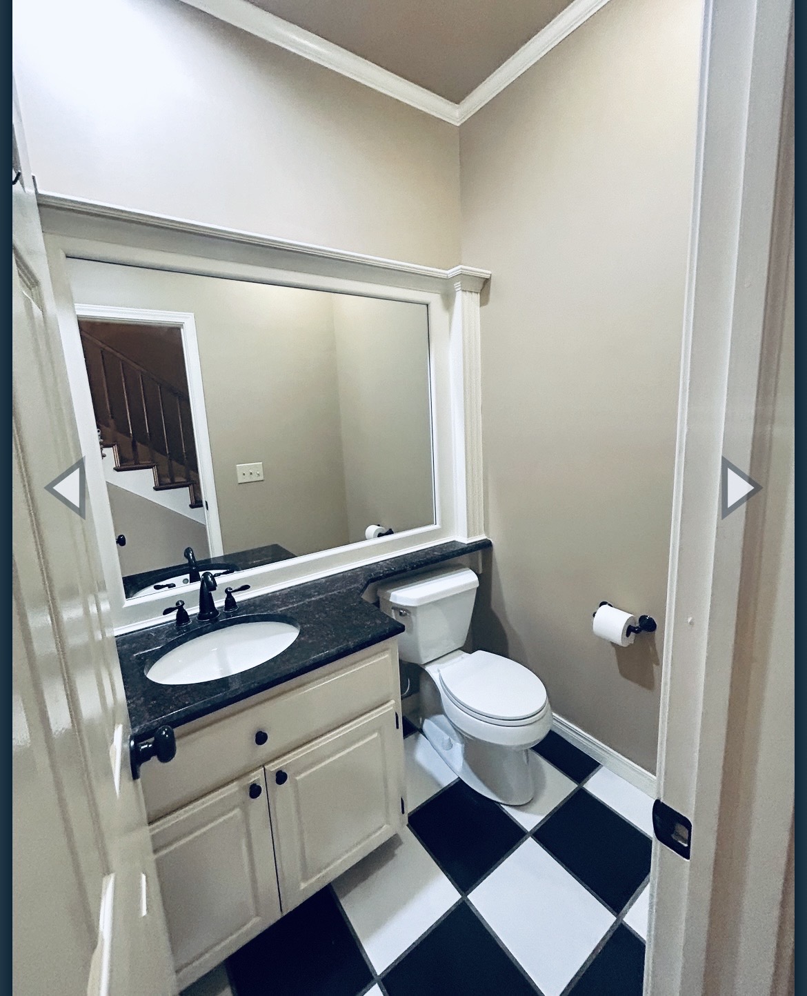 3622 E 87th Street Property Photo 9