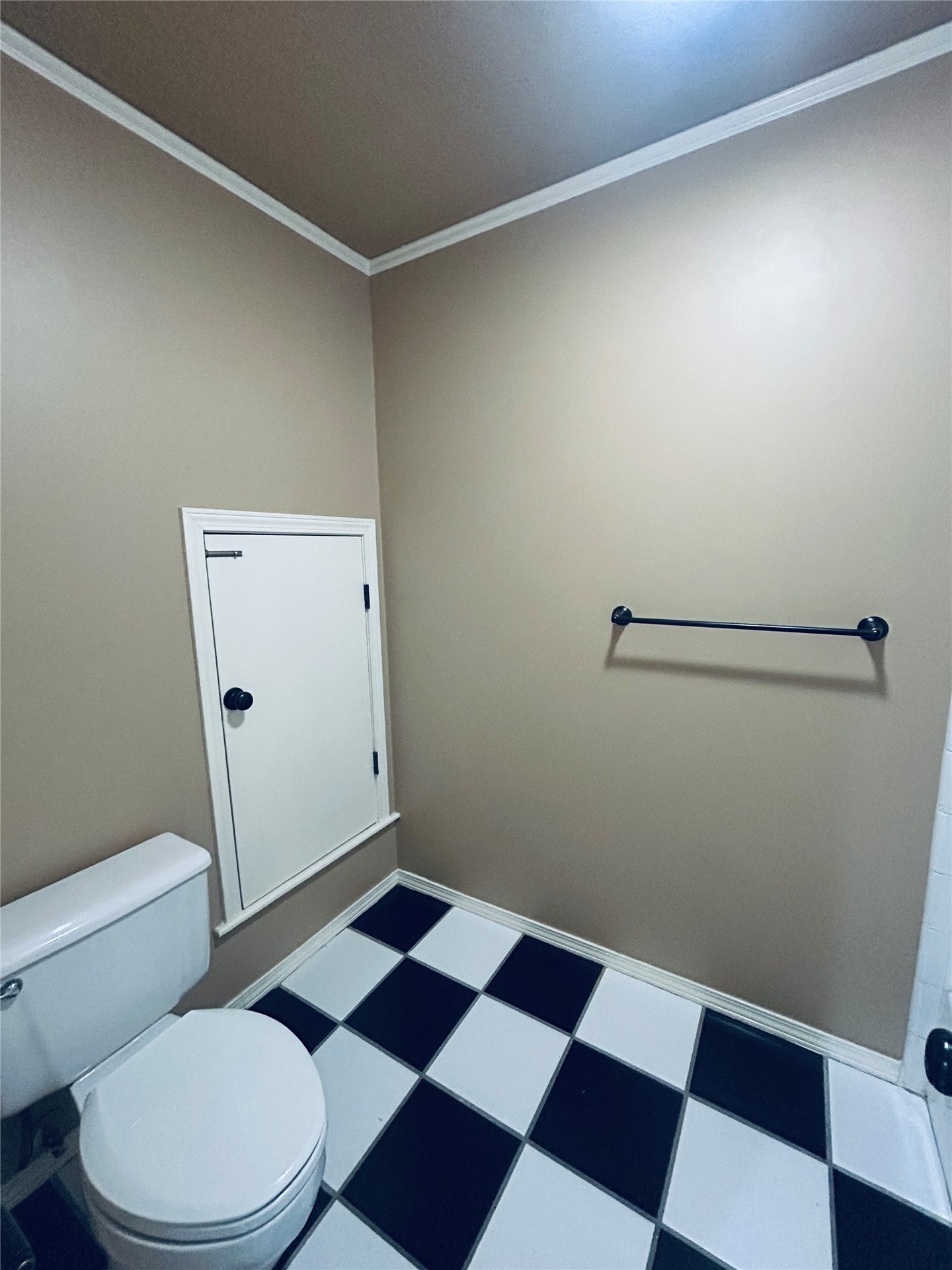 3622 E 87th Street Property Photo 27