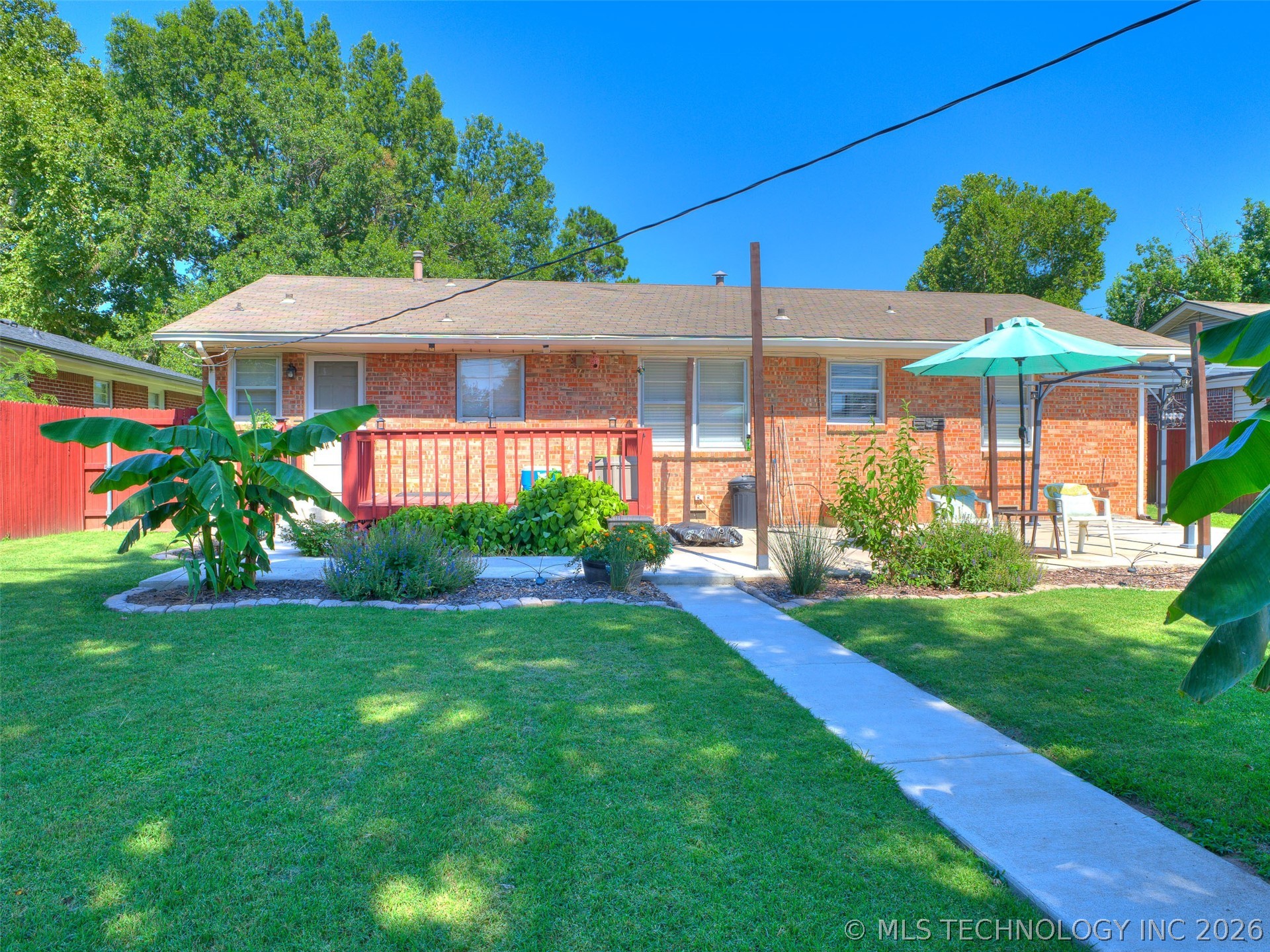4340 S Norfolk Avenue Property Photo 3