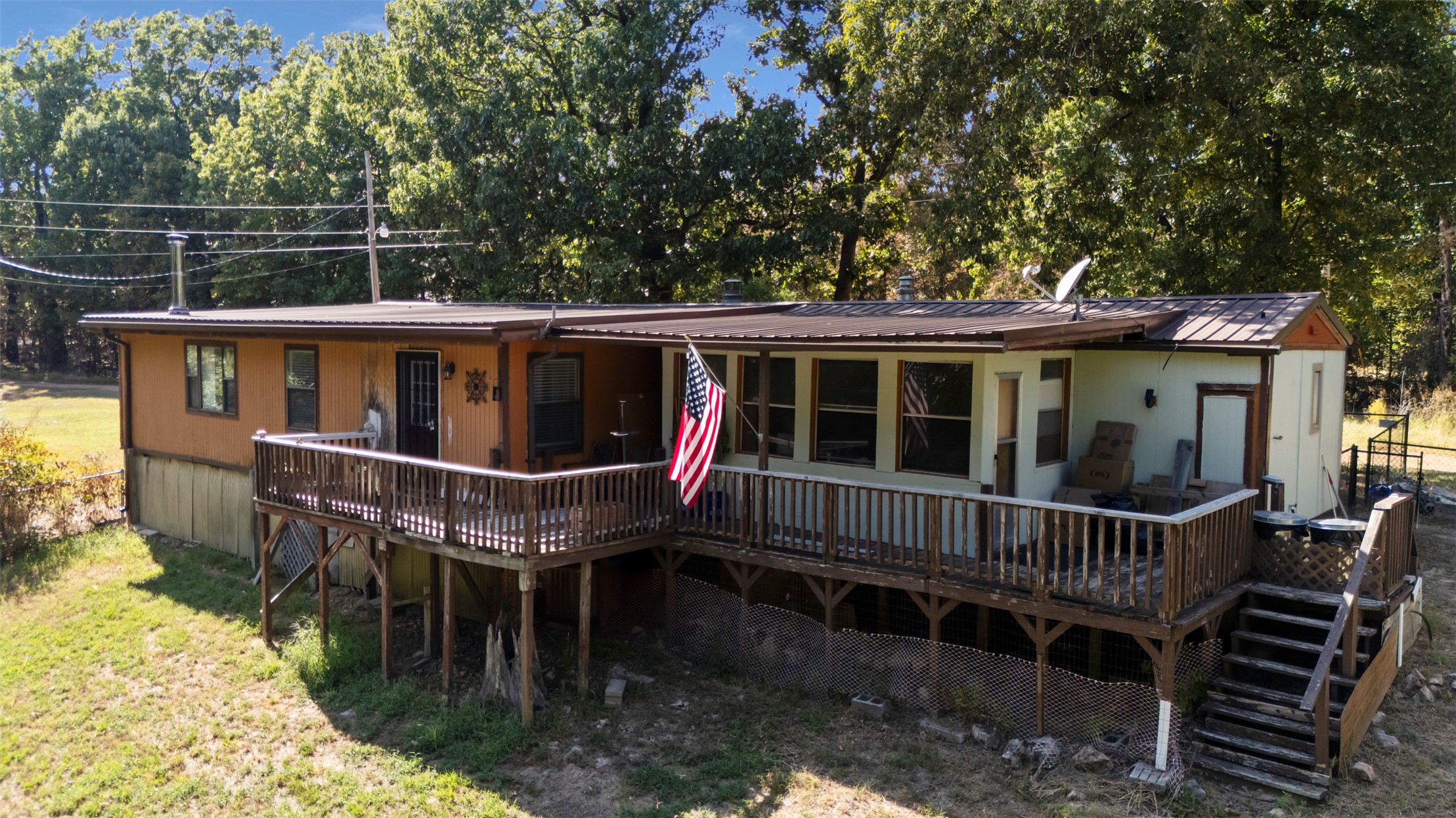 54201 Pin Oak Circle Property Photo 9