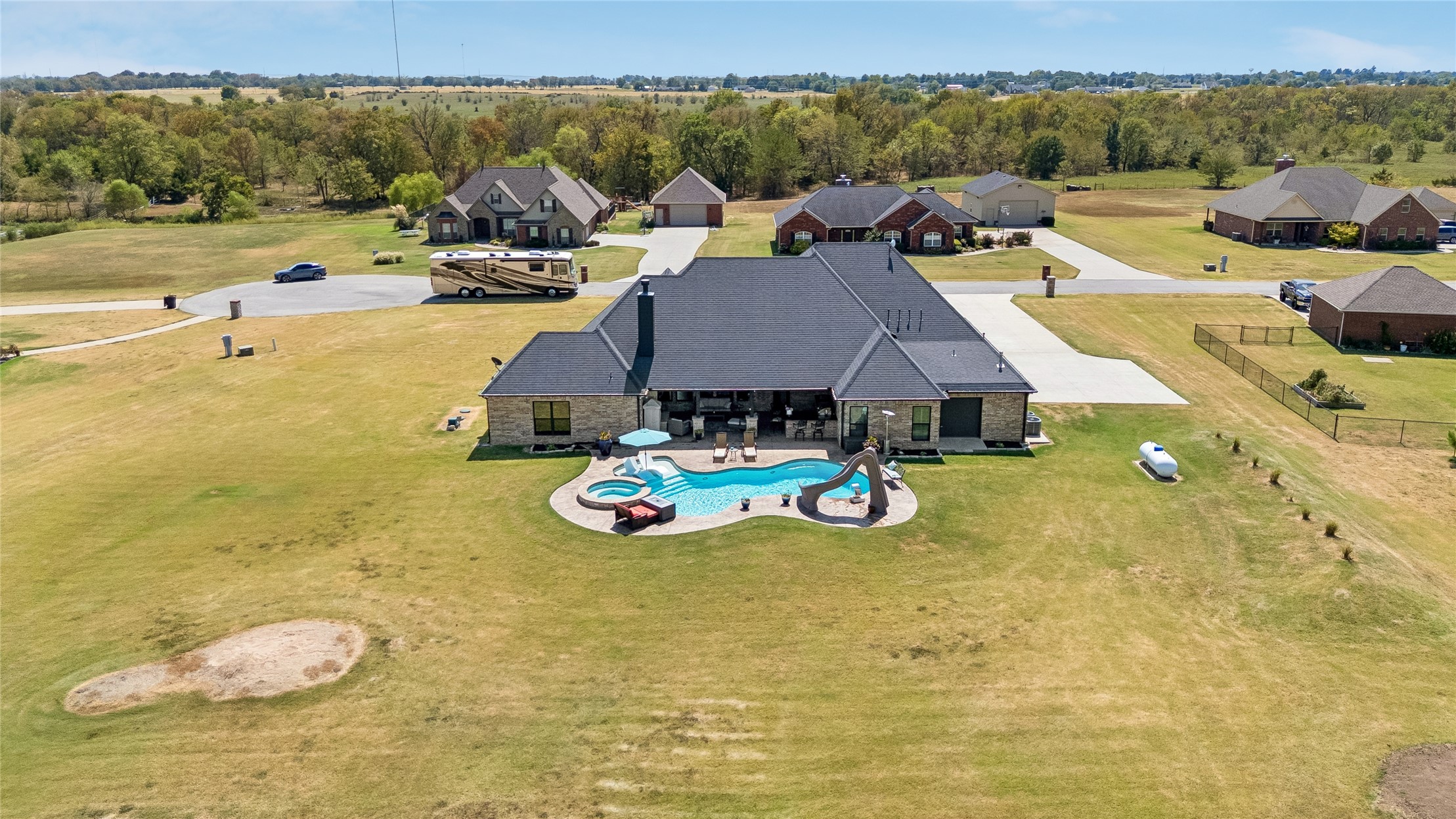 102 Rustic Lane Property Photo 43