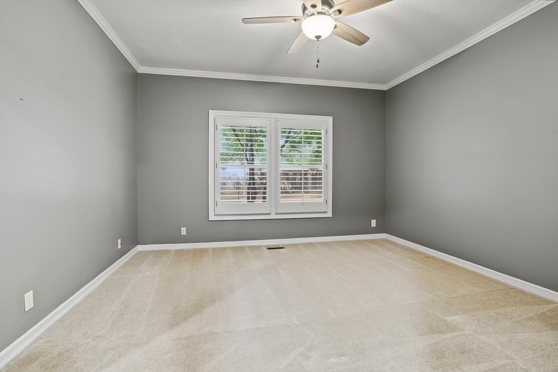 10612 S Fulton Avenue S Property Photo 27