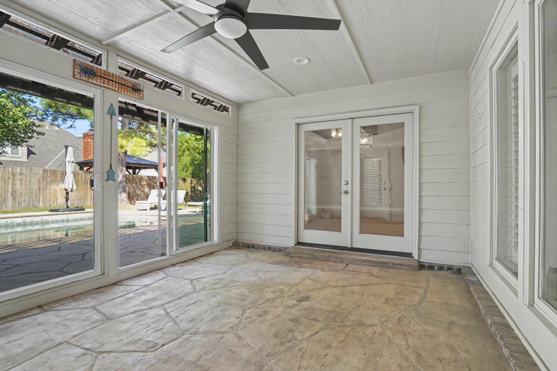 10612 S Fulton Avenue S Property Photo 33