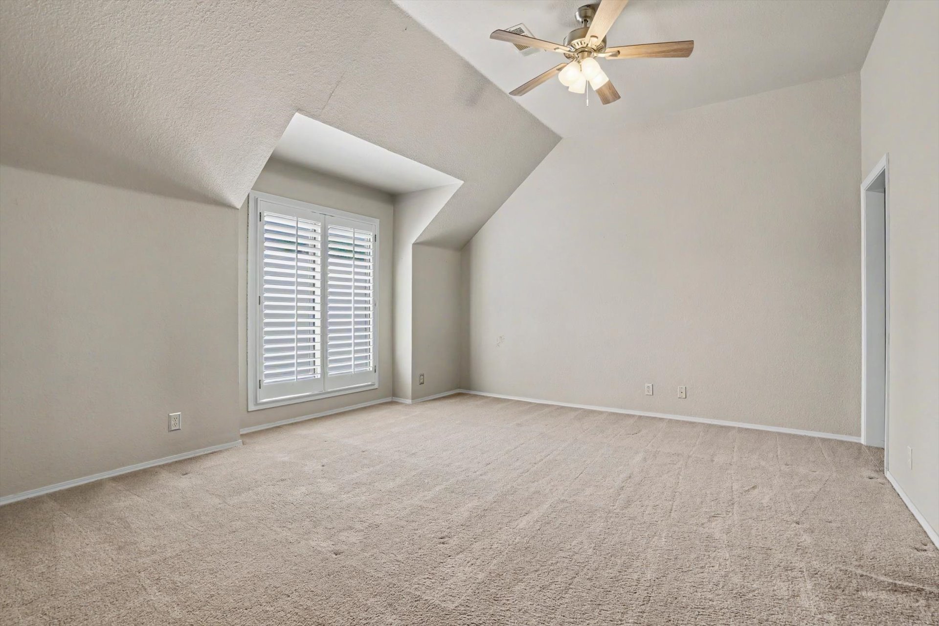 10612 S Fulton Avenue S Property Photo 36
