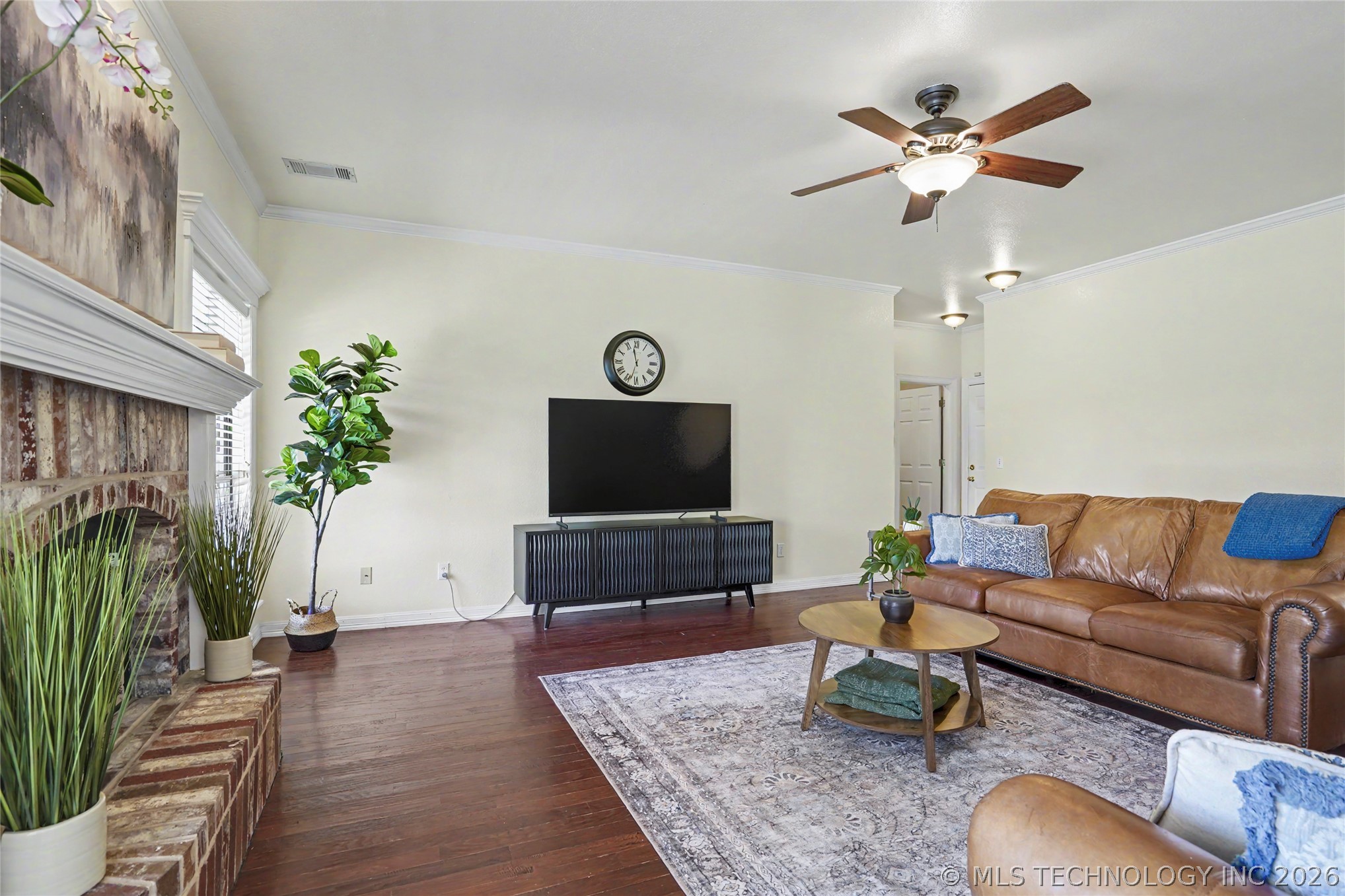 3701 N Oak Avenue Property Photo 10
