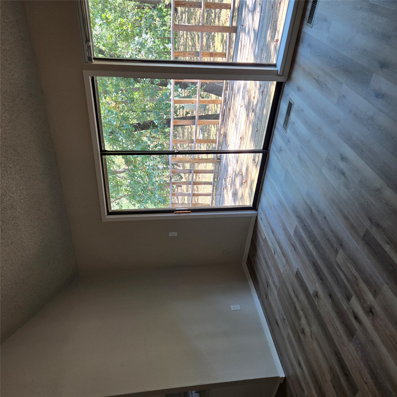 231 Antry Drive Property Photo 3