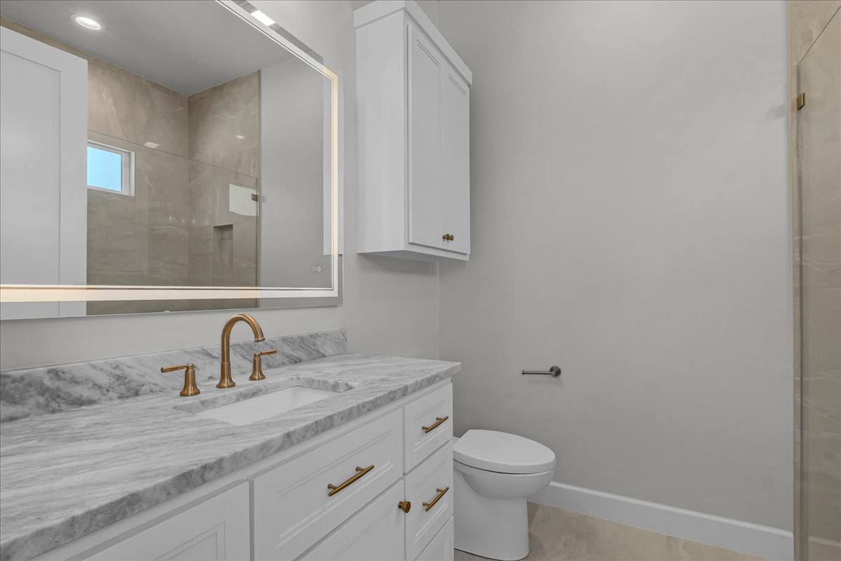 15240 S 27th East Avenue Property Photo 67