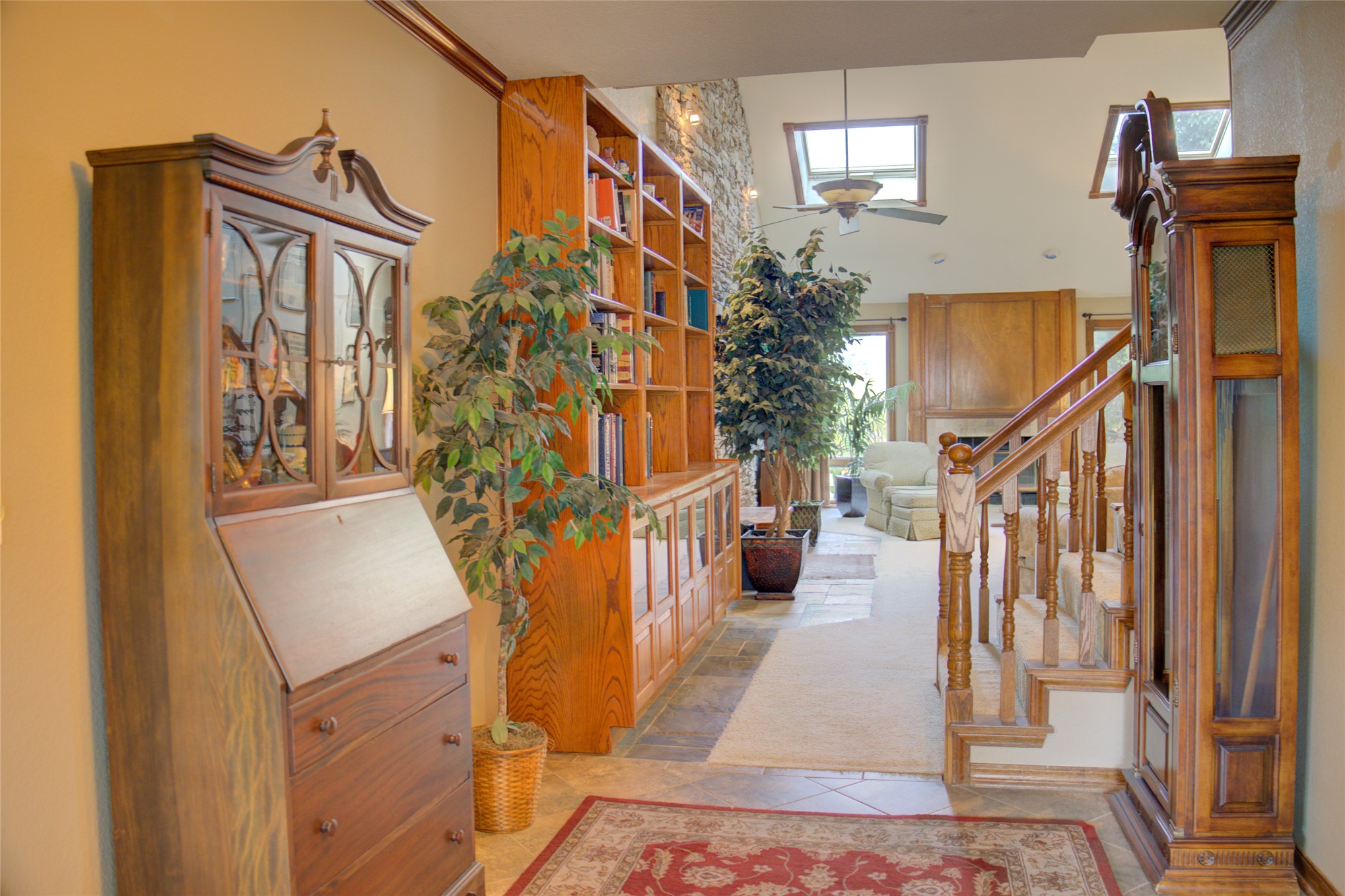8110 Jamestown Avenue Property Photo 6
