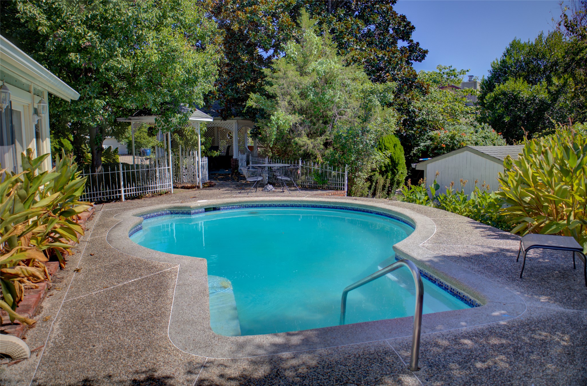8110 Jamestown Avenue Property Photo 71
