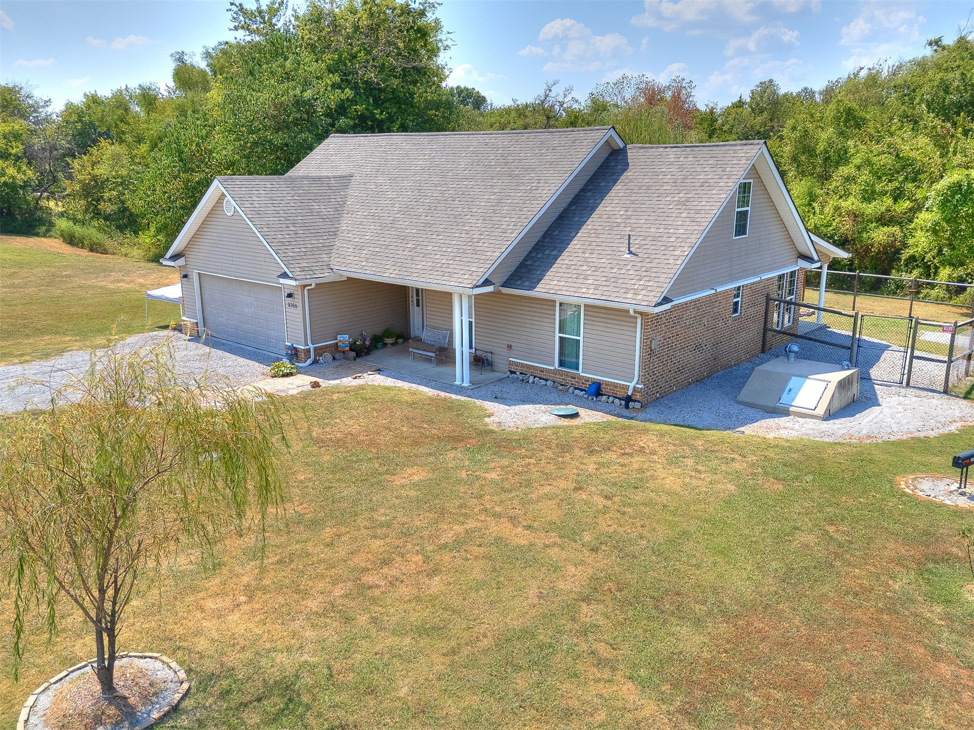 8300 S Lynn Lane Road Property Photo 1