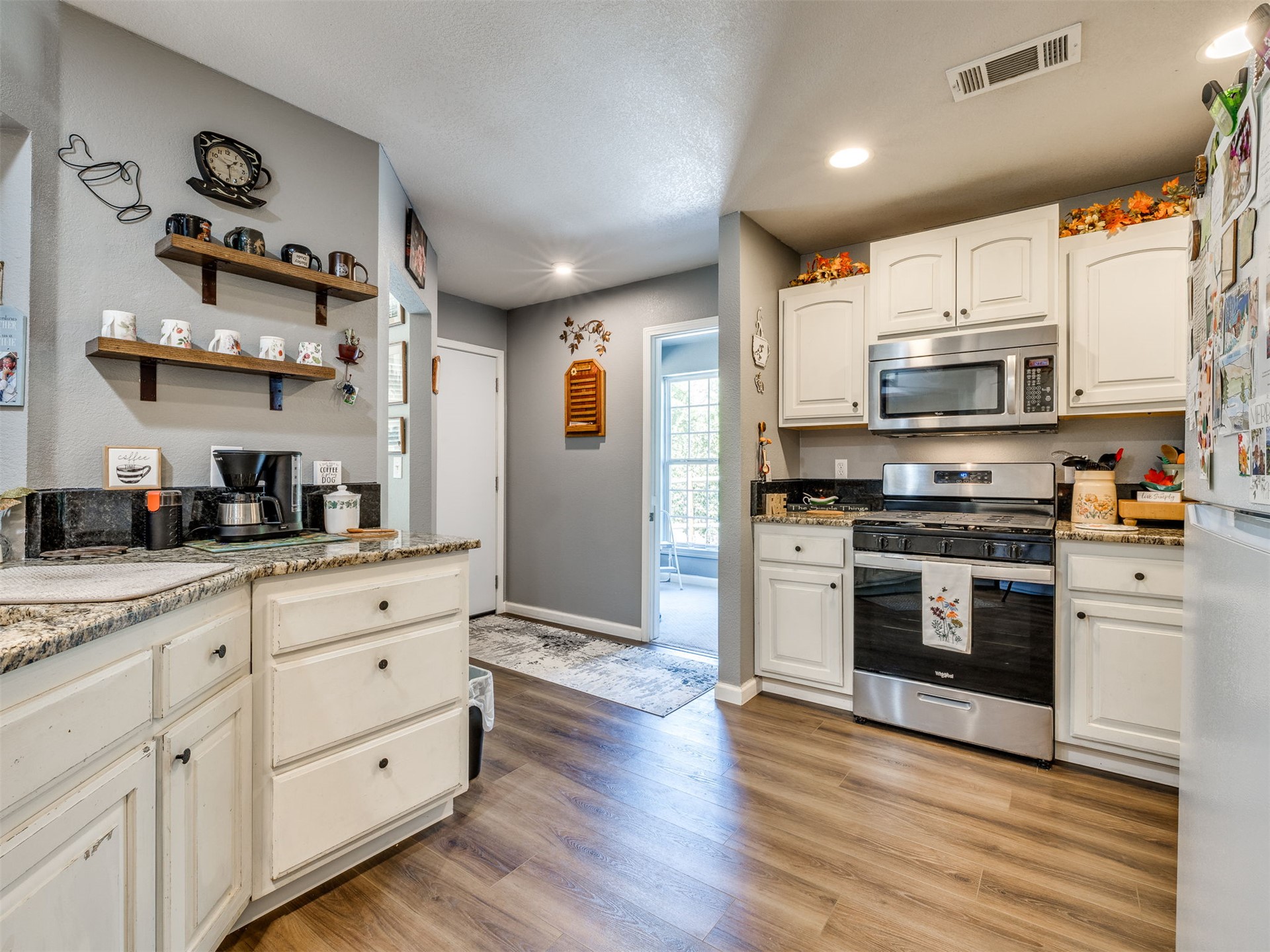 8300 S Lynn Lane Road Property Photo 14