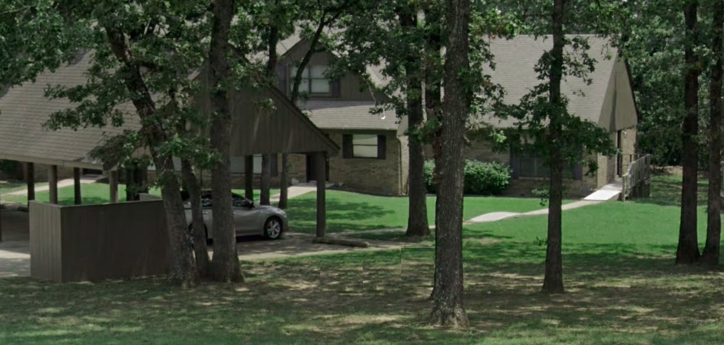 211 Antry Drive Property Photo 1