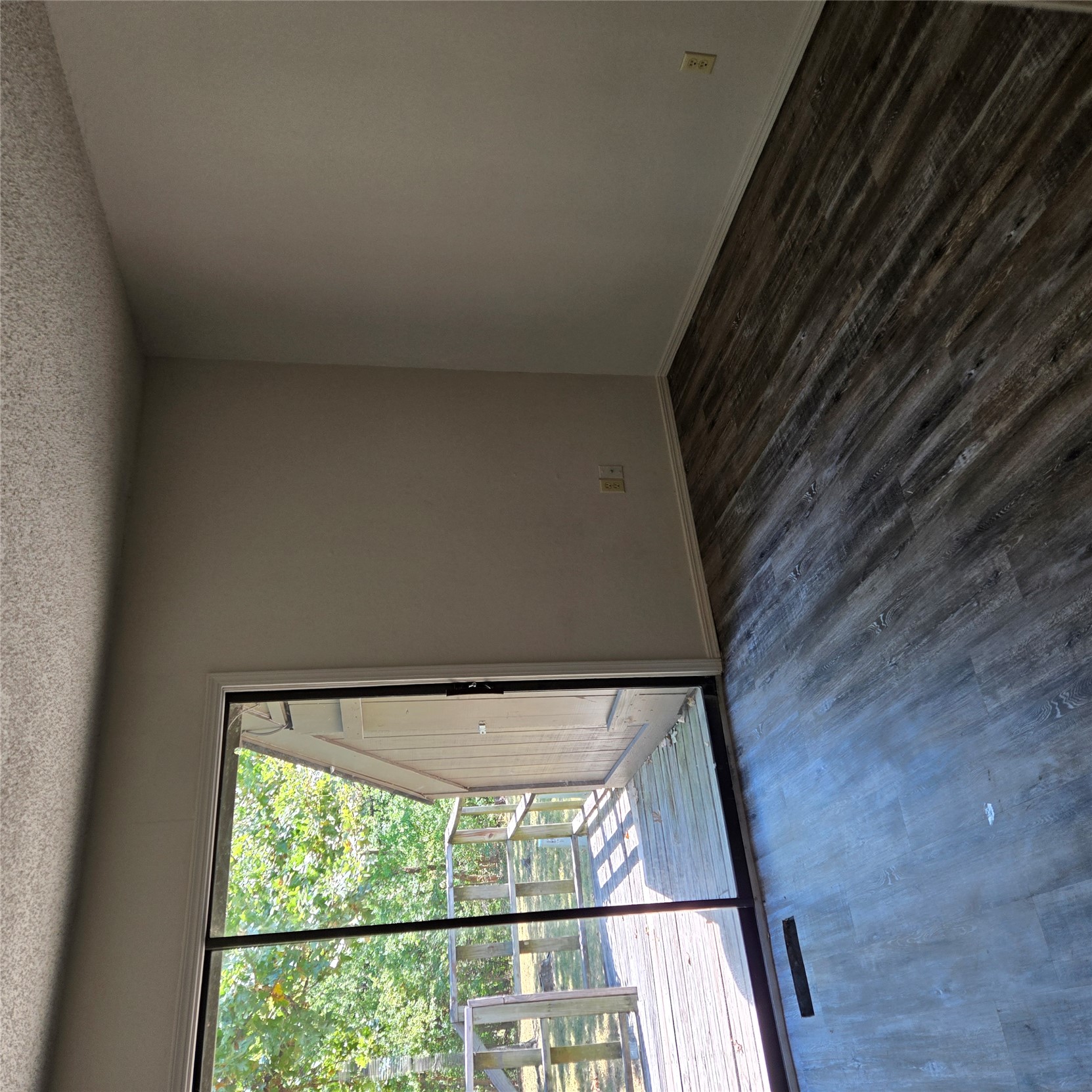 211 Antry Drive Property Photo 18