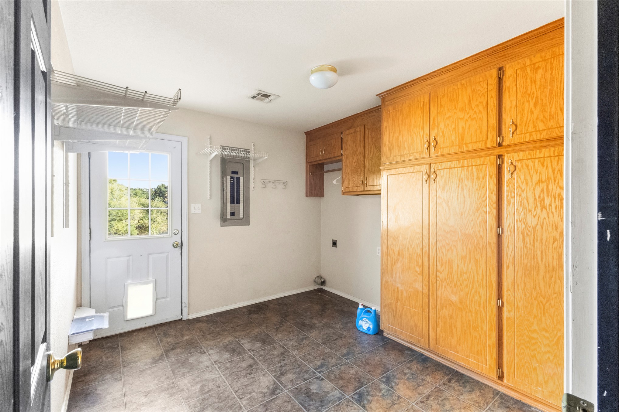 17760 County Road 3518 Property Photo 10
