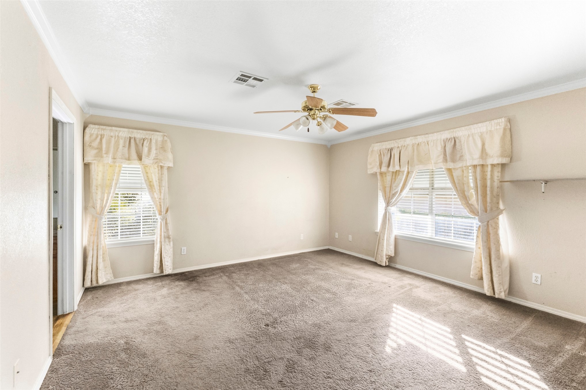 17760 County Road 3518 Property Photo 11